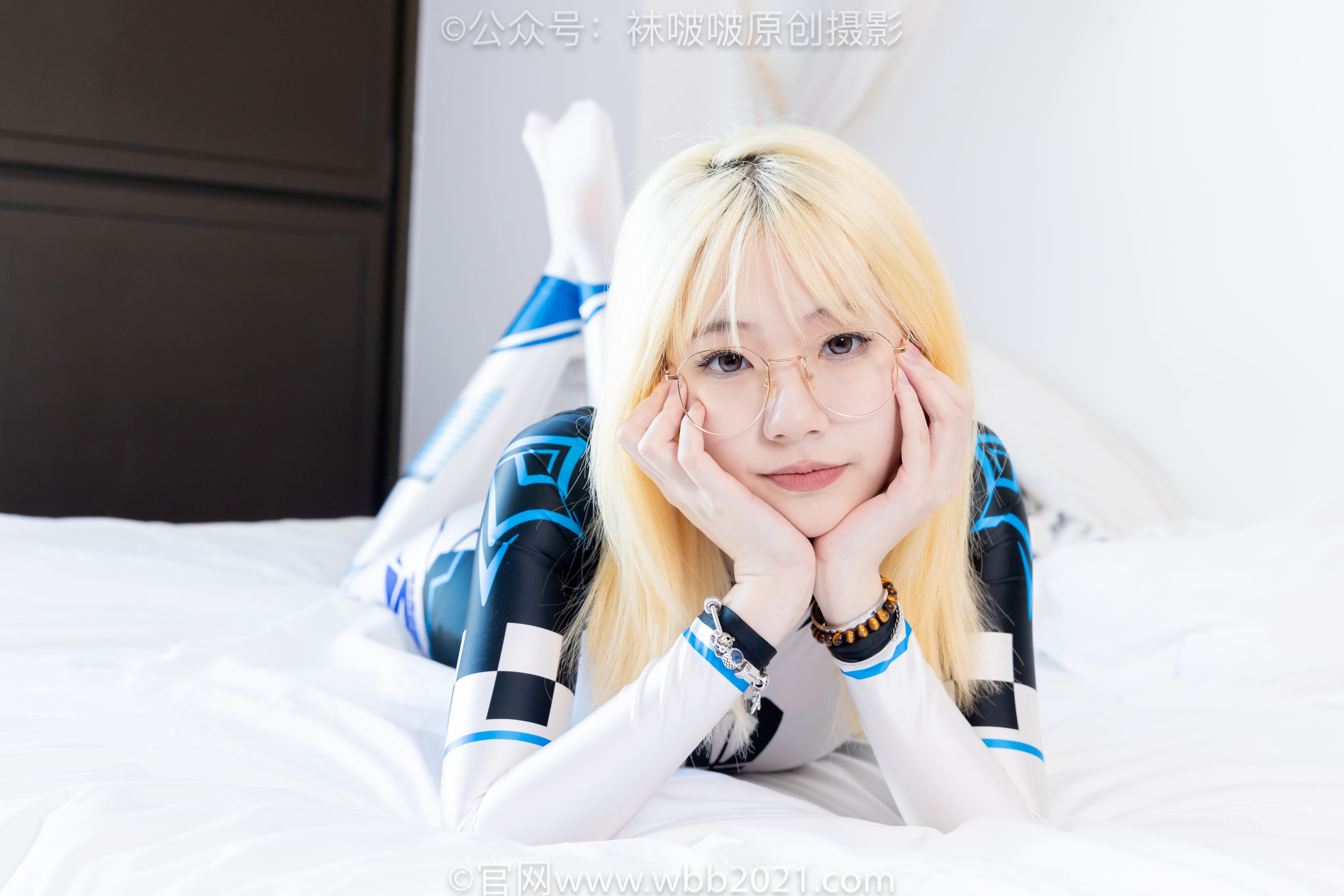 BoBoSocks袜啵啵 No.568 小甜豆 - 连体服、高跟鞋、厚白丝/(148P)