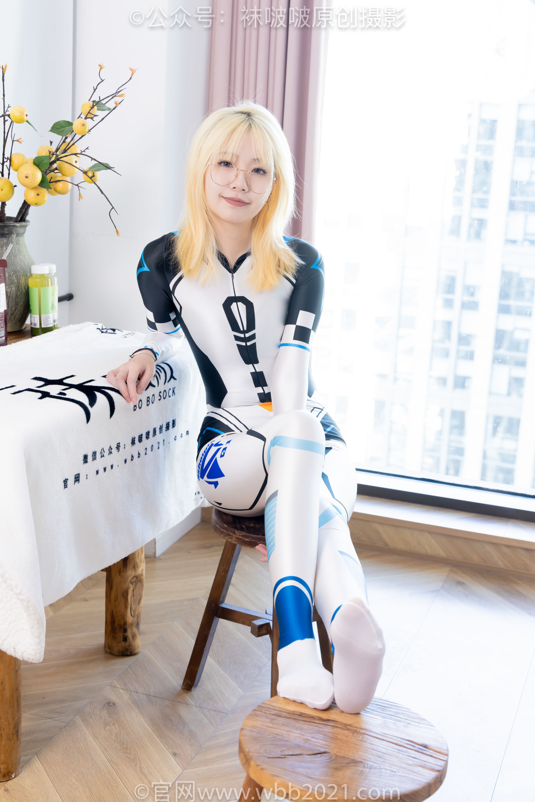 BoBoSocks袜啵啵 No.568 小甜豆 - 连体服、高跟鞋、厚白丝/(148P)