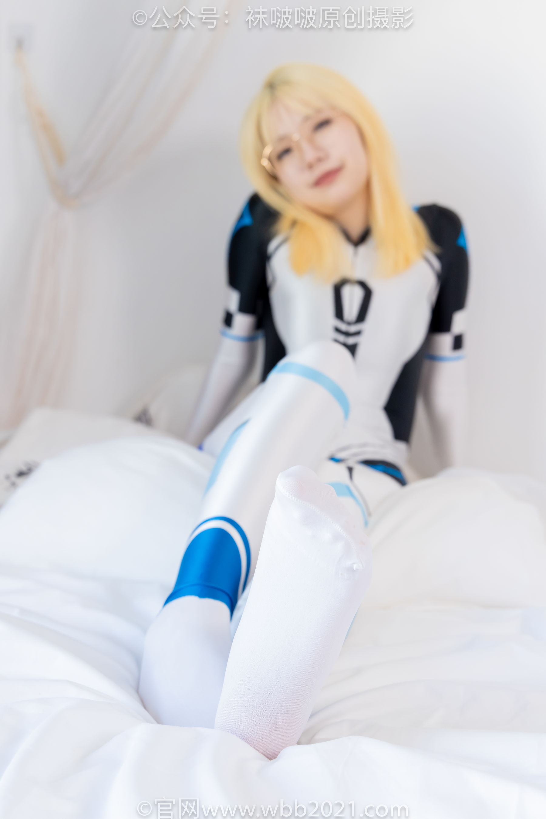 BoBoSocks袜啵啵 No.568 小甜豆 - 连体服、高跟鞋、厚白丝/(148P)