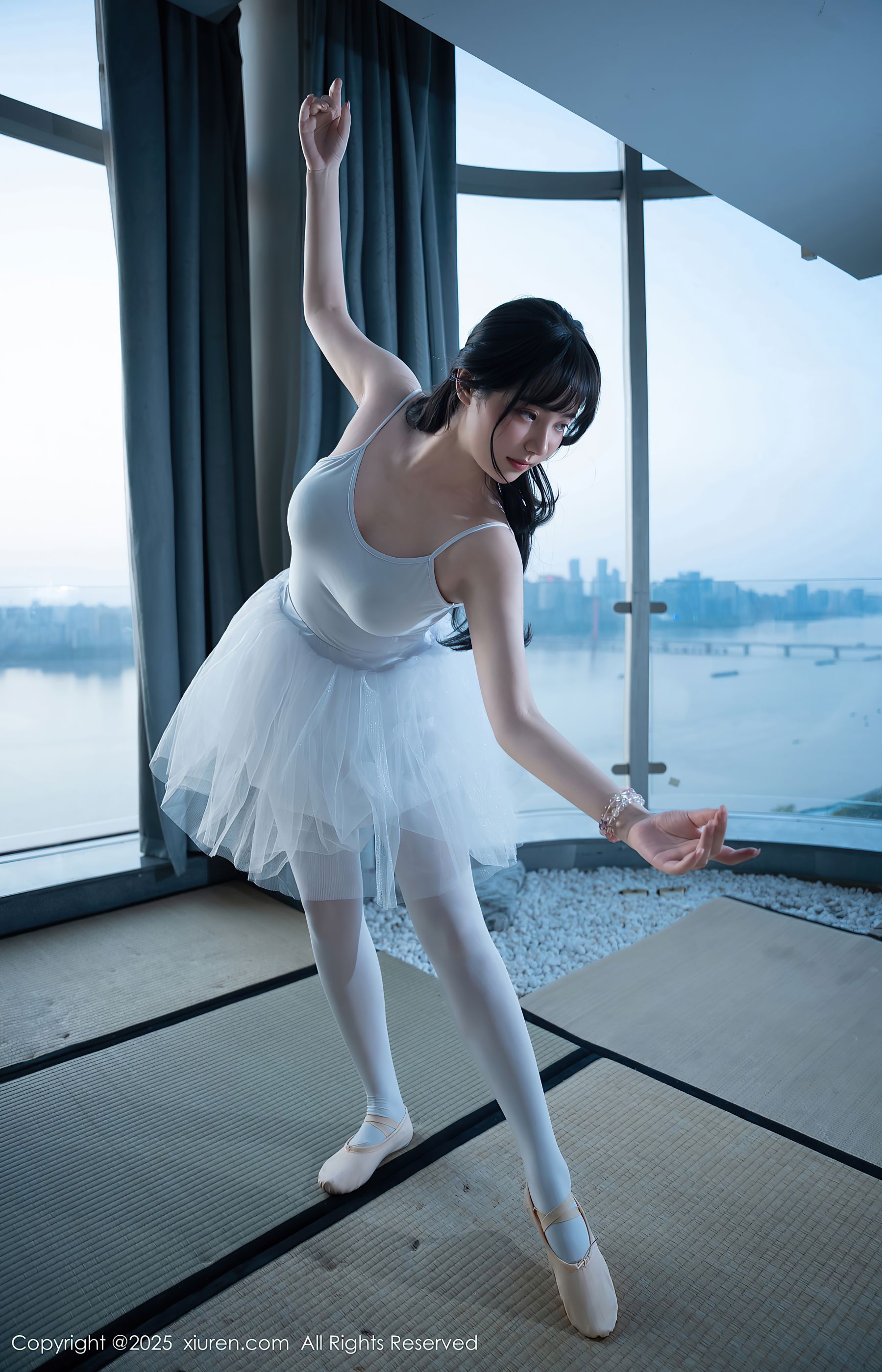 [秀人XiuRen] 2025.07.23 No.10575 软情/(78P)