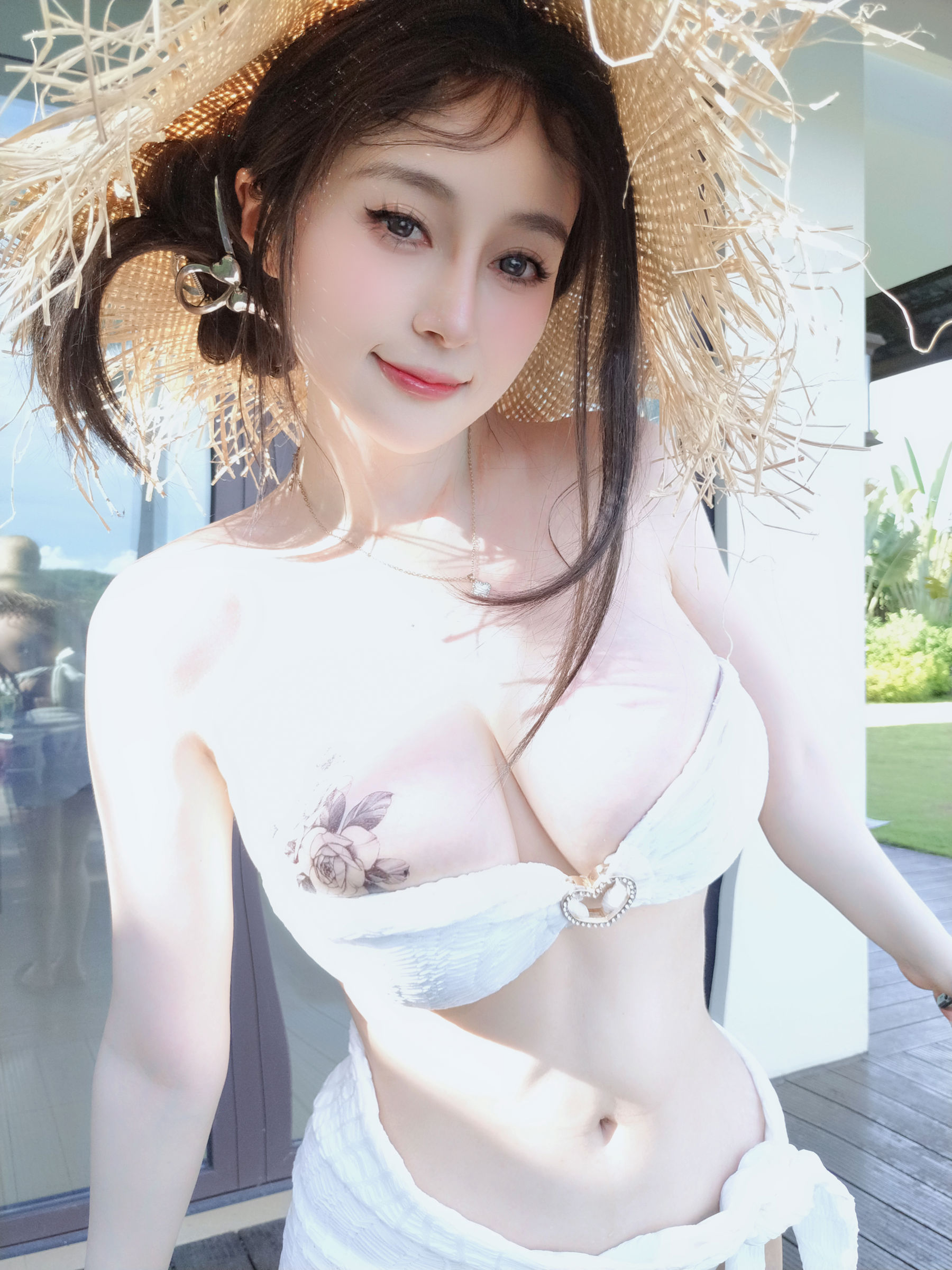 Coser小姐姐 白银 [fantia] 2025.1.21 ガールフレンドの水着/(58P)