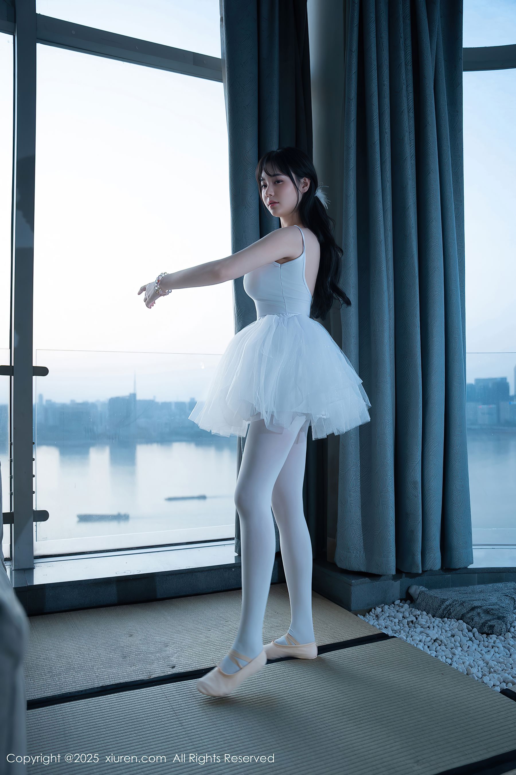 [秀人XiuRen] 2025.07.23 No.10575 软情/(78P)