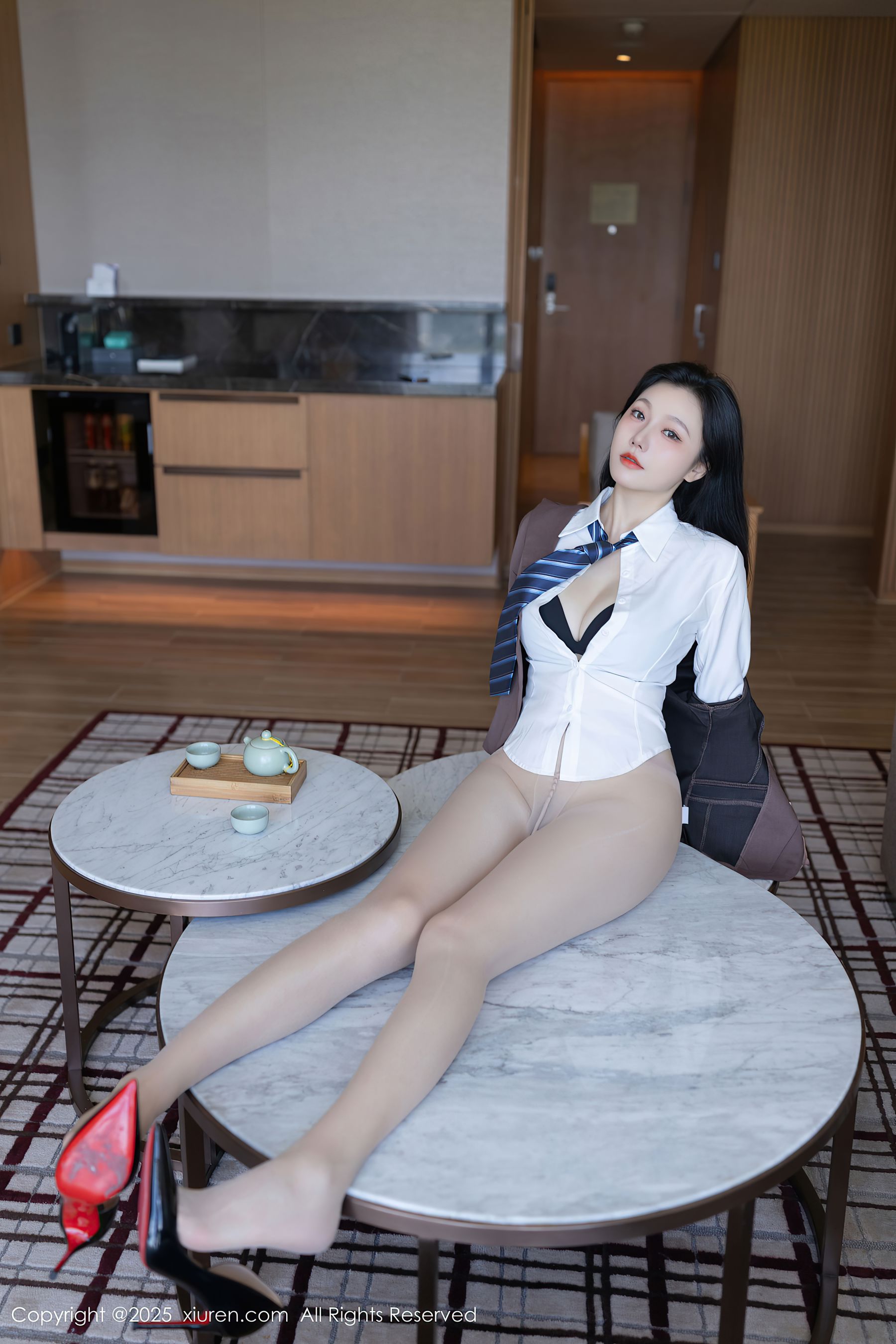 [秀人XiuRen] 2025.07.22 No.10571 安然anran/(80P)