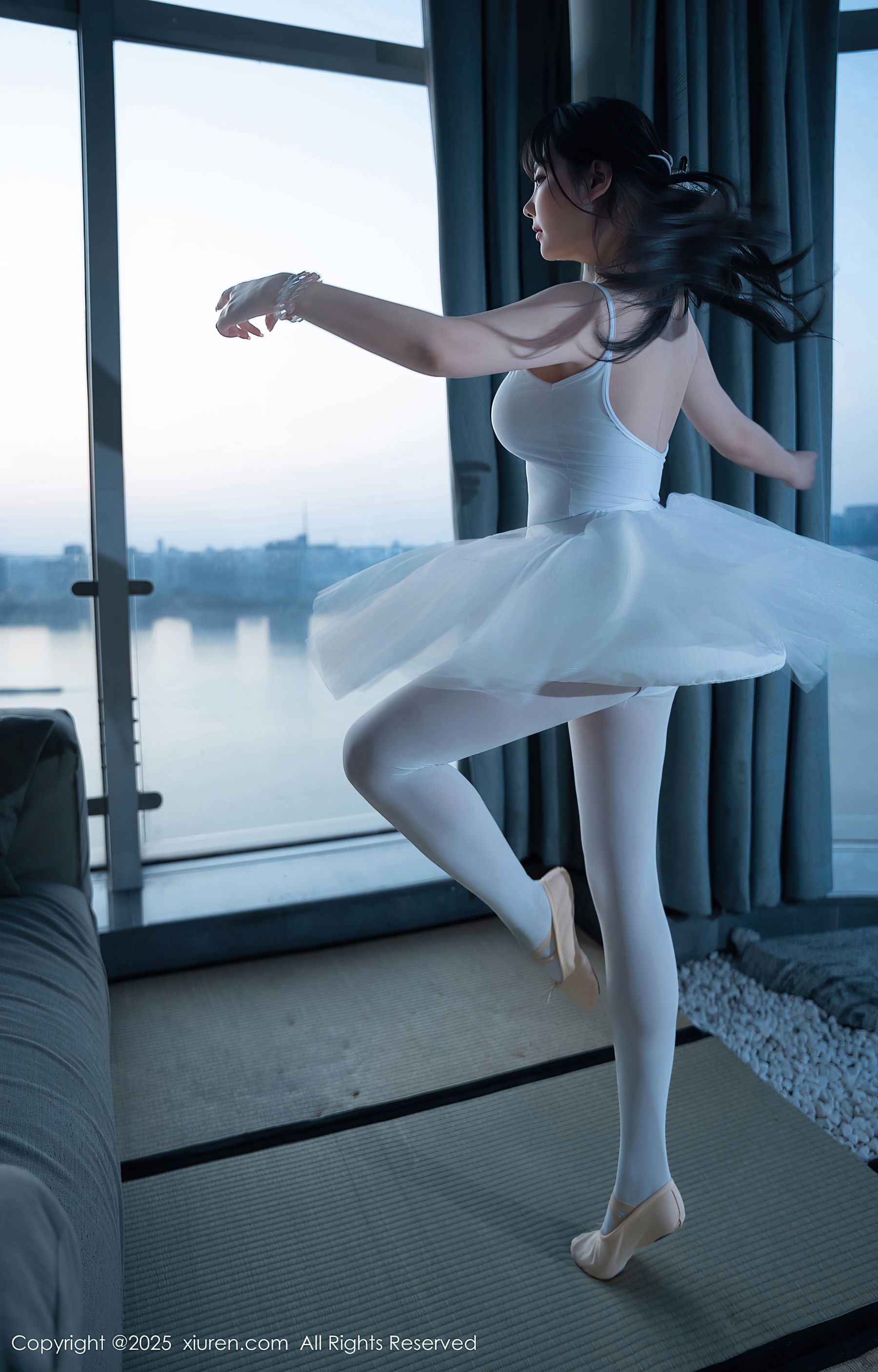 [秀人XiuRen] 2025.07.23 No.10575 软情/(78P)