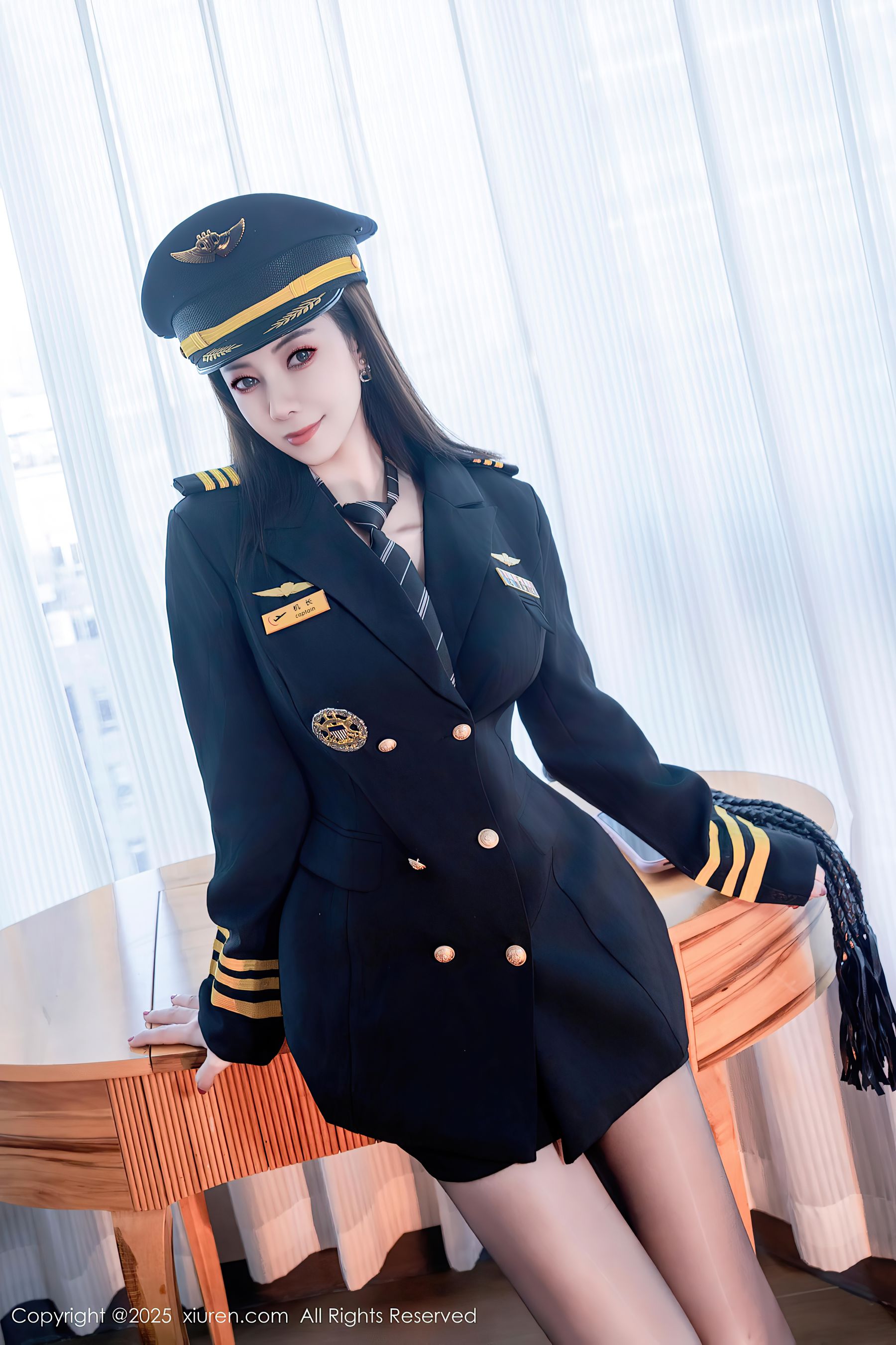 [秀人XiuRen] 2025.07.24 No.10580 果儿Victoria/(92P)