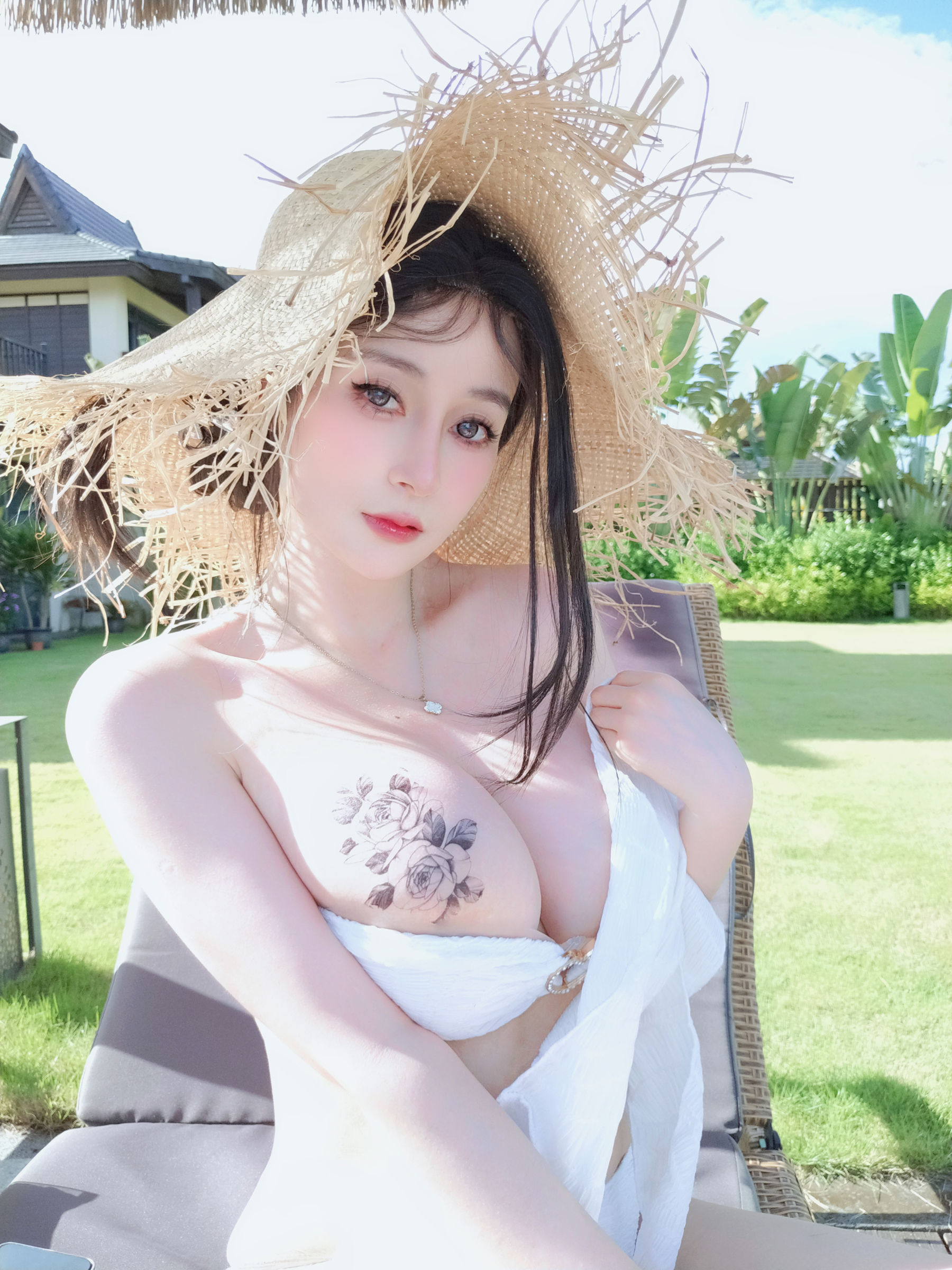 Coser小姐姐 白银 [fantia] 2025.1.21 ガールフレンドの水着/(58P)