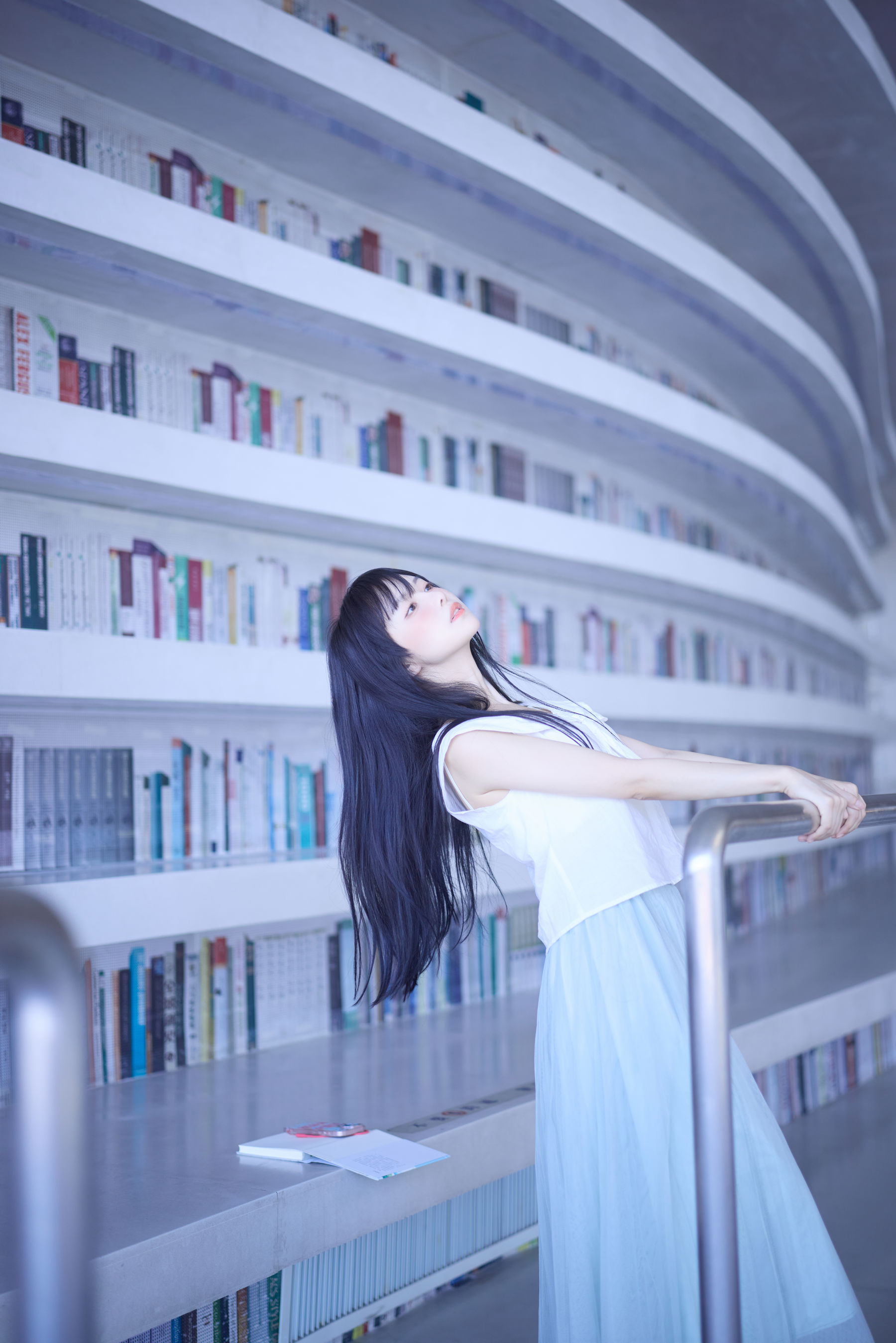 Shika小鹿鹿 - 图书馆/(16P)