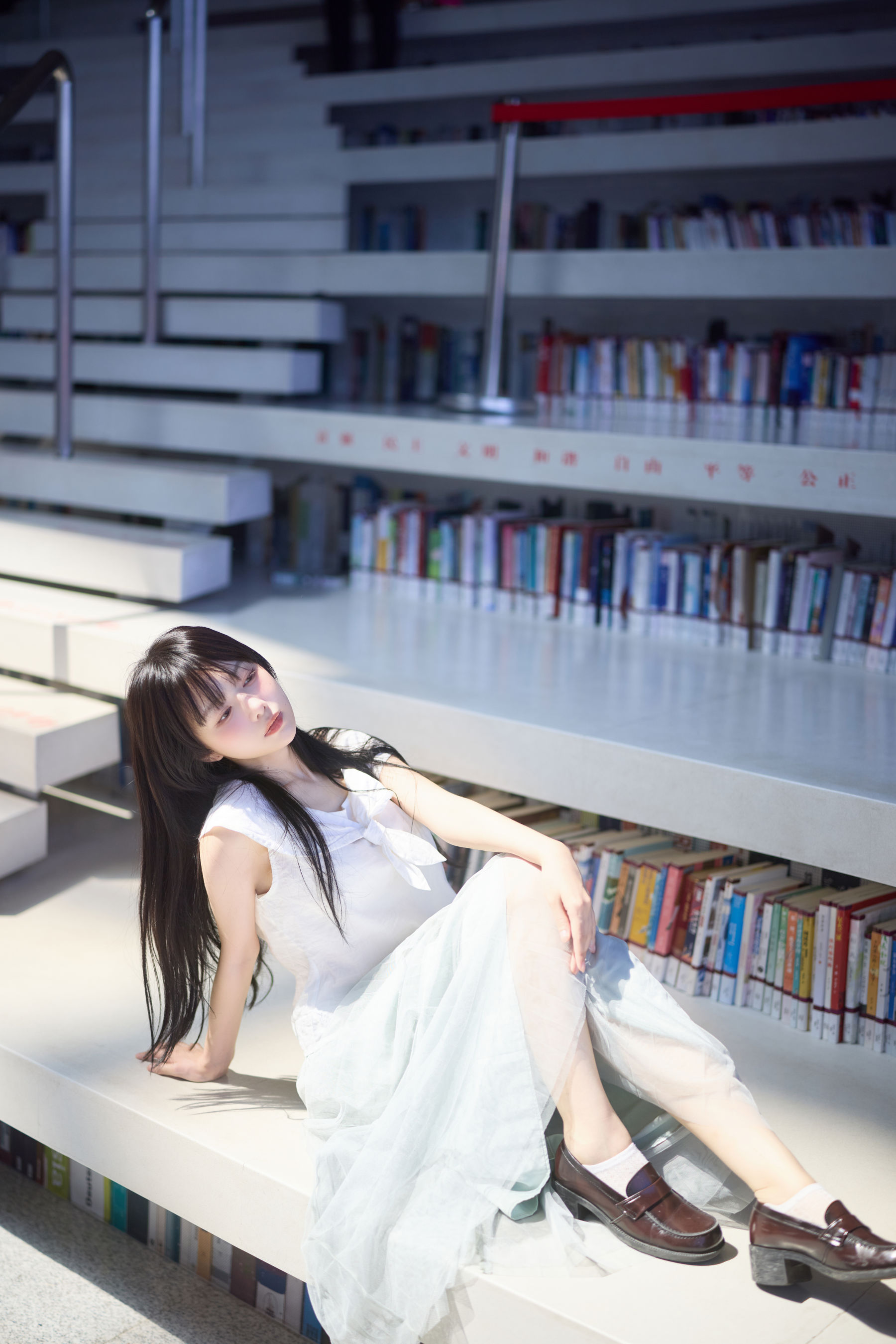 Shika小鹿鹿 - 图书馆/(16P)