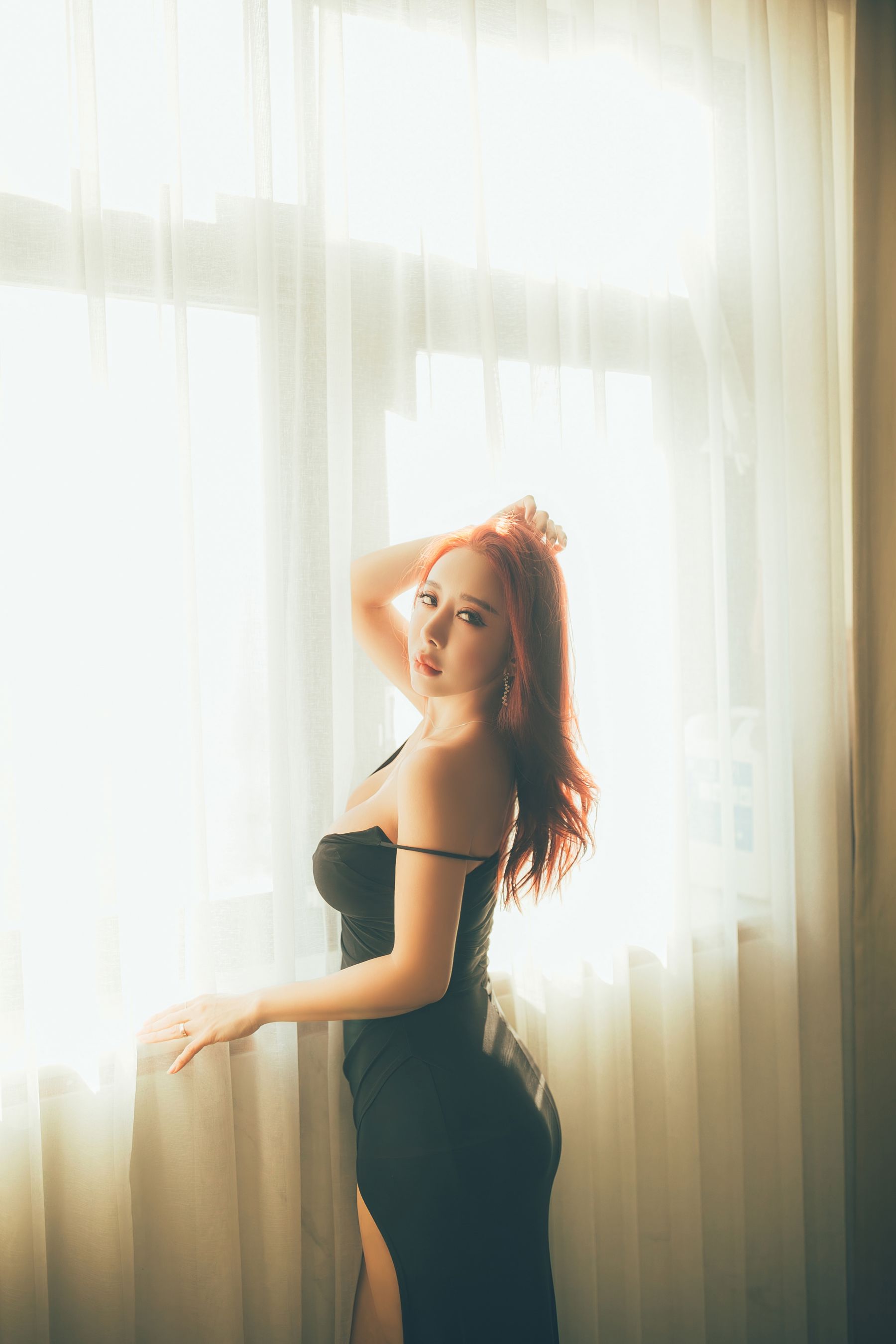 SOYOUNG - In The Hotel/(58P)