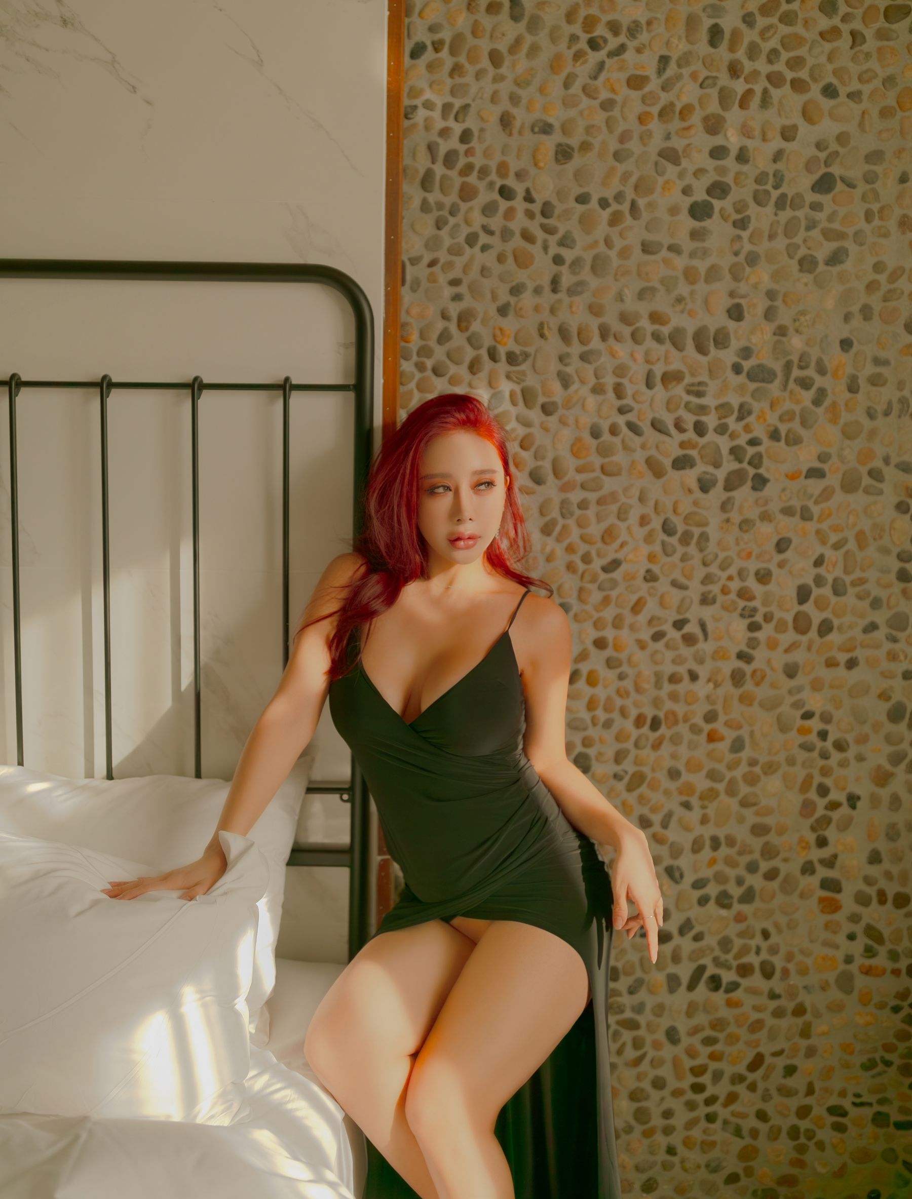 SOYOUNG - In The Hotel/(58P)