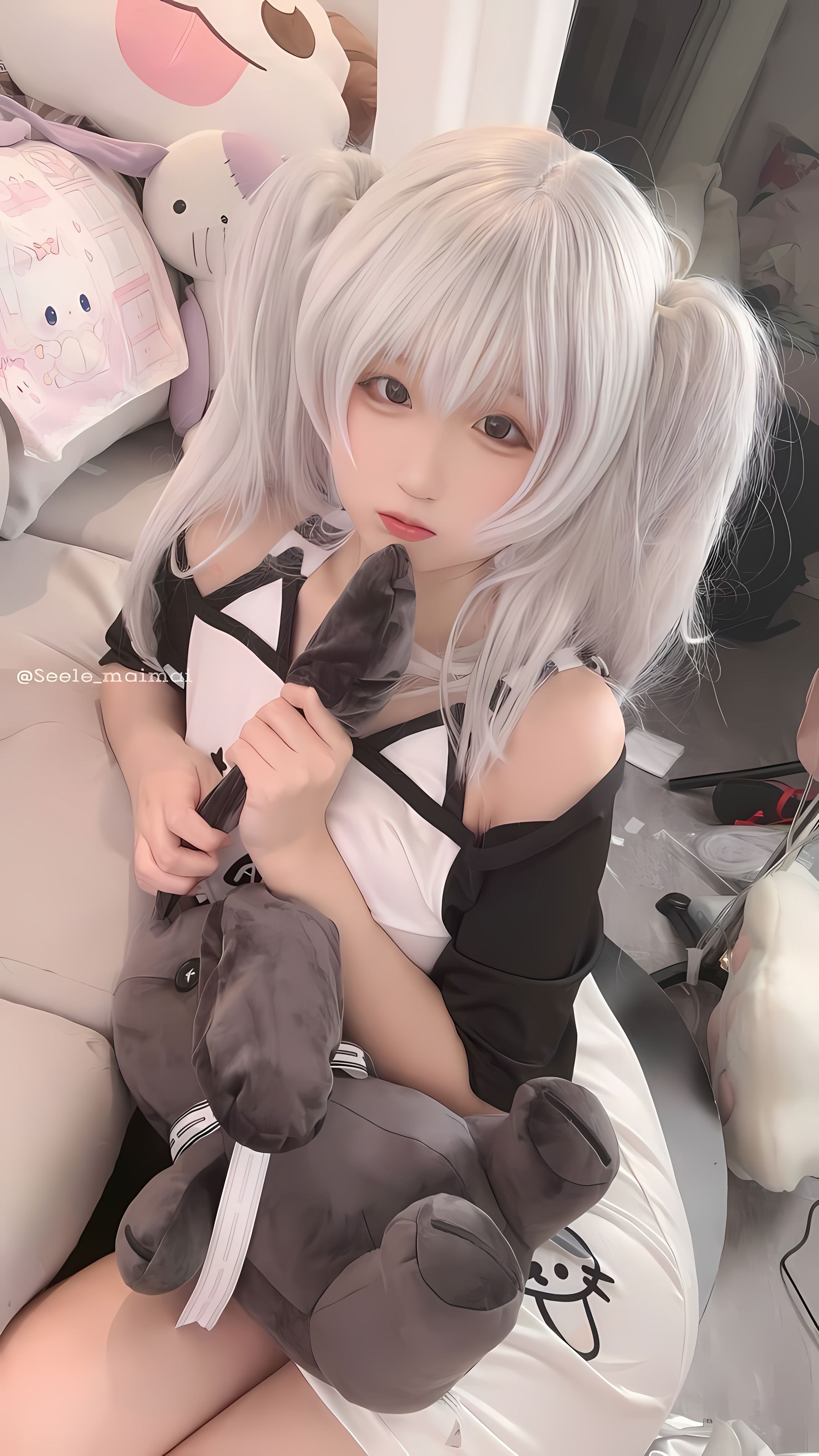 Seele麦麦 - 白色双马尾/(16P)