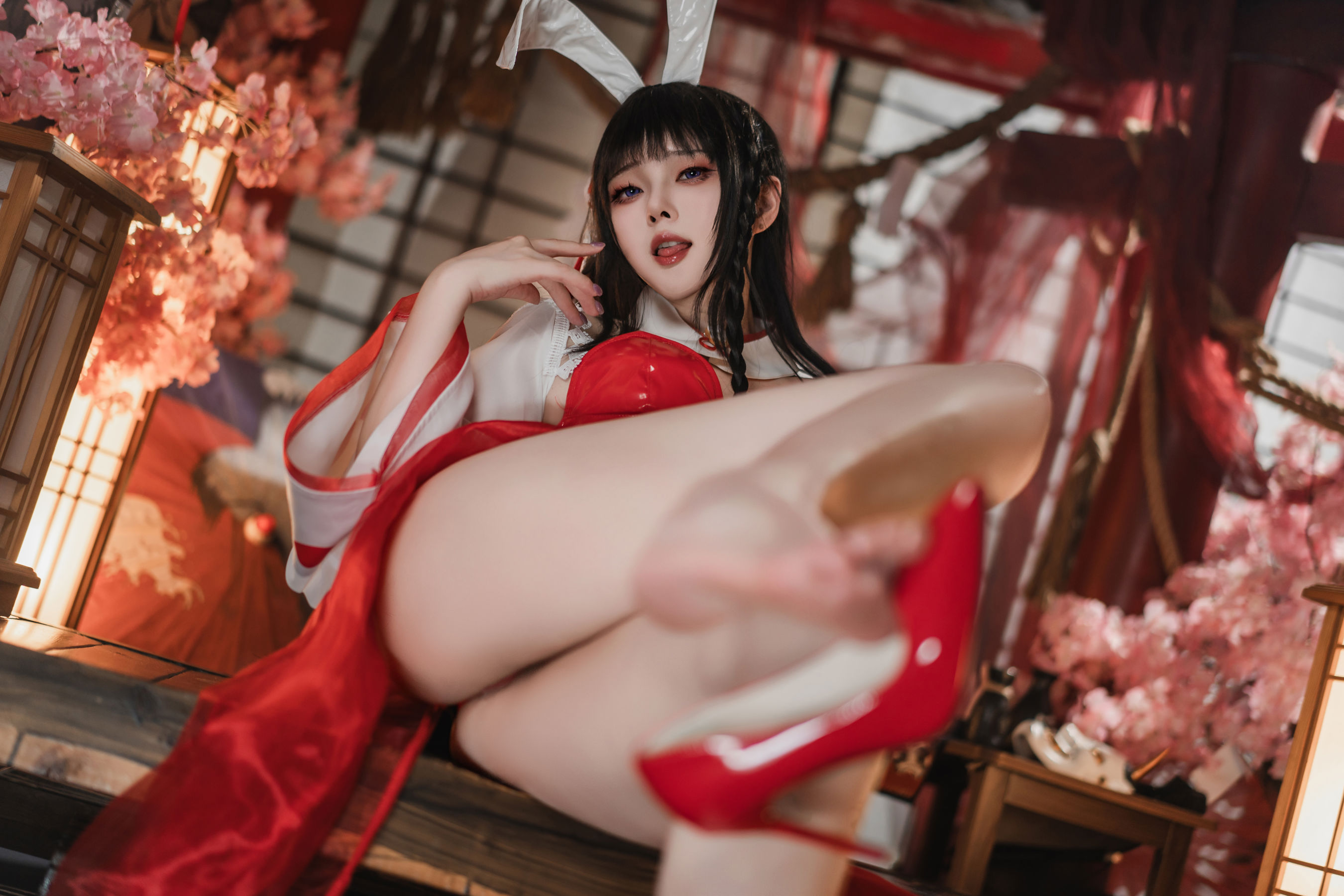 Natsuko夏夏子 - 碧蓝航线 大山巫女兔/(70P)