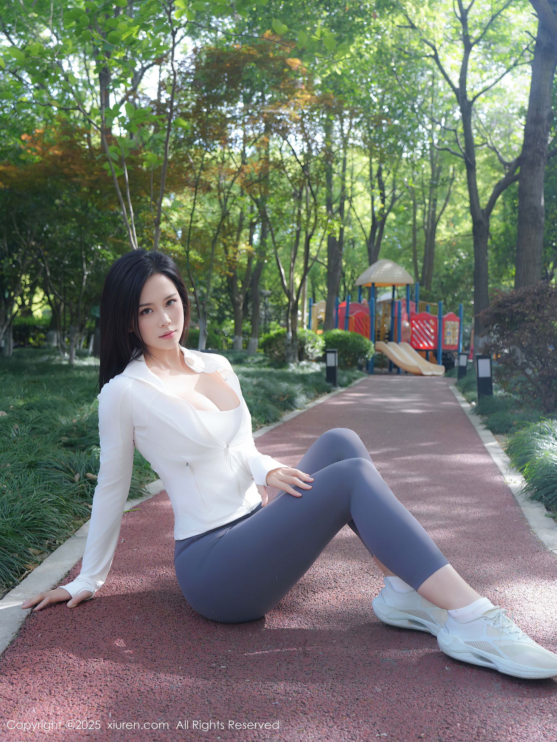 [秀人XiuRen] 2025.07.29 No.10595 玫瑰我爱你/(81P)