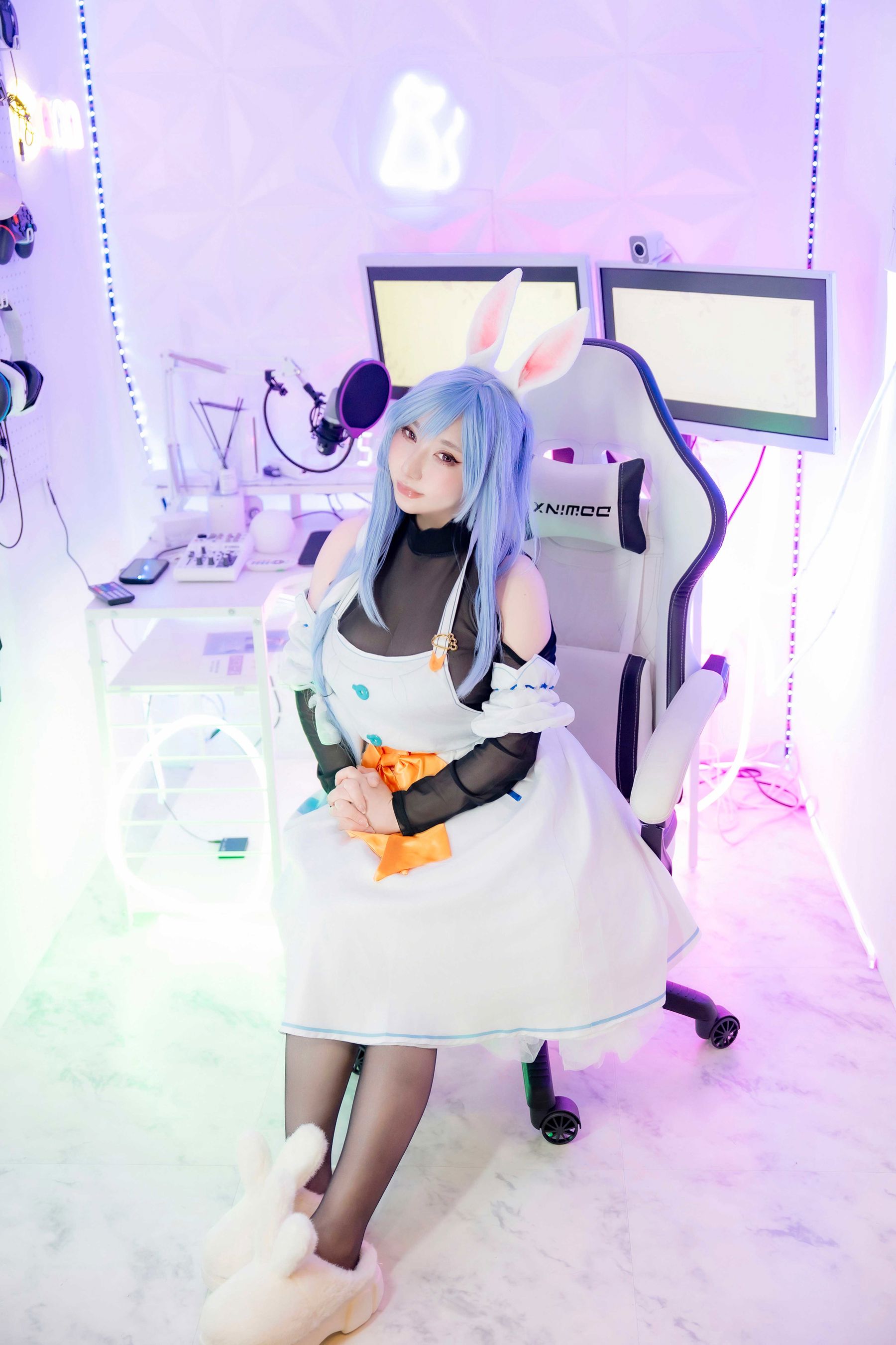 [Cosplay] [Shooting Star's (SAKU サク)] - Mama Bunny/(223P)