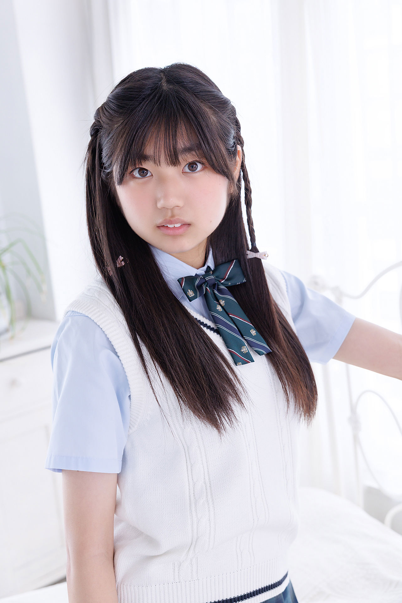 [Minisuka.tv] Haku Fumitsuki 文月珀 - Regular Gallery Set 2.01/(34P)