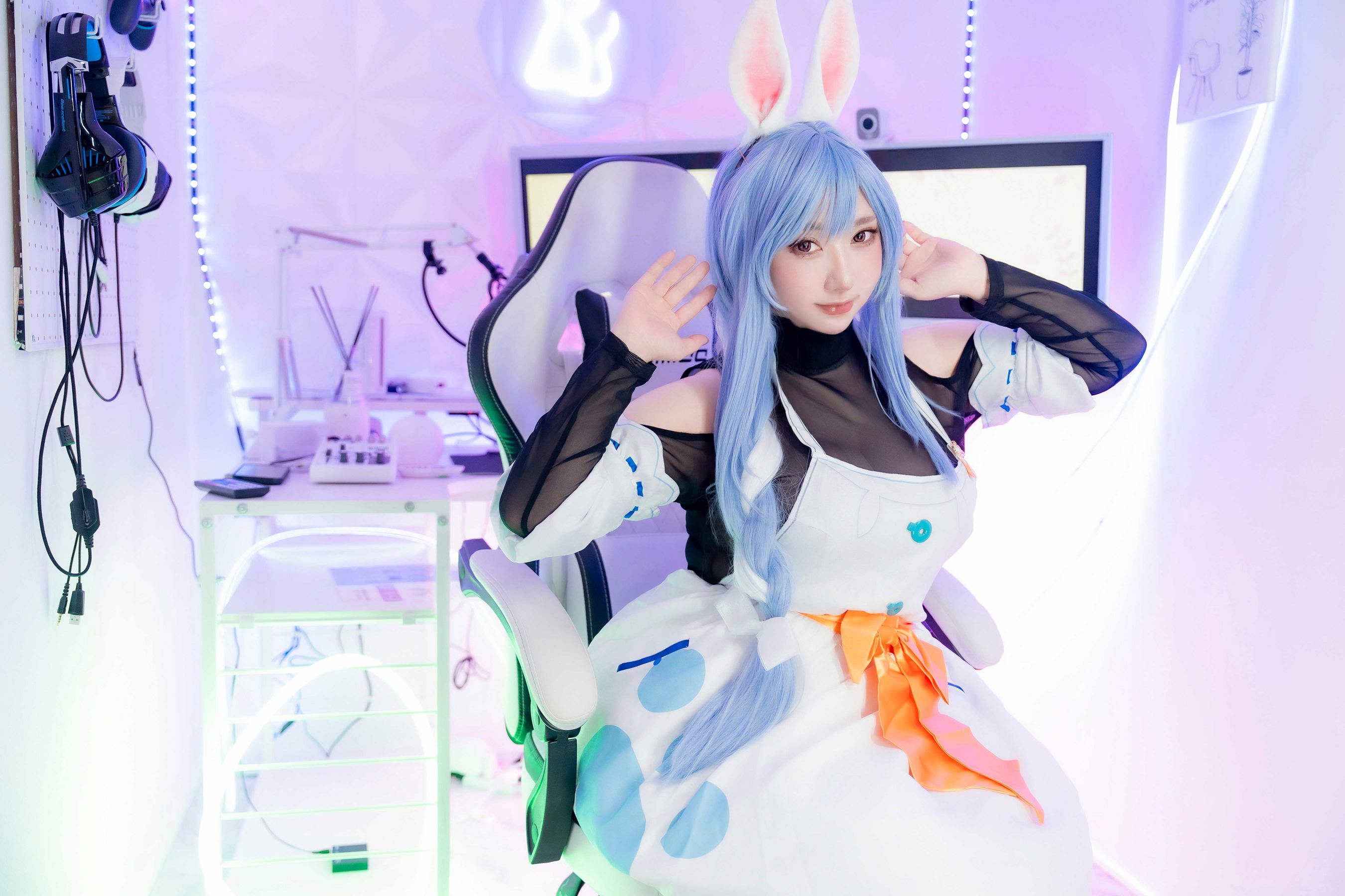 [Cosplay] [Shooting Star's (SAKU サク)] - Mama Bunny/(223P)
