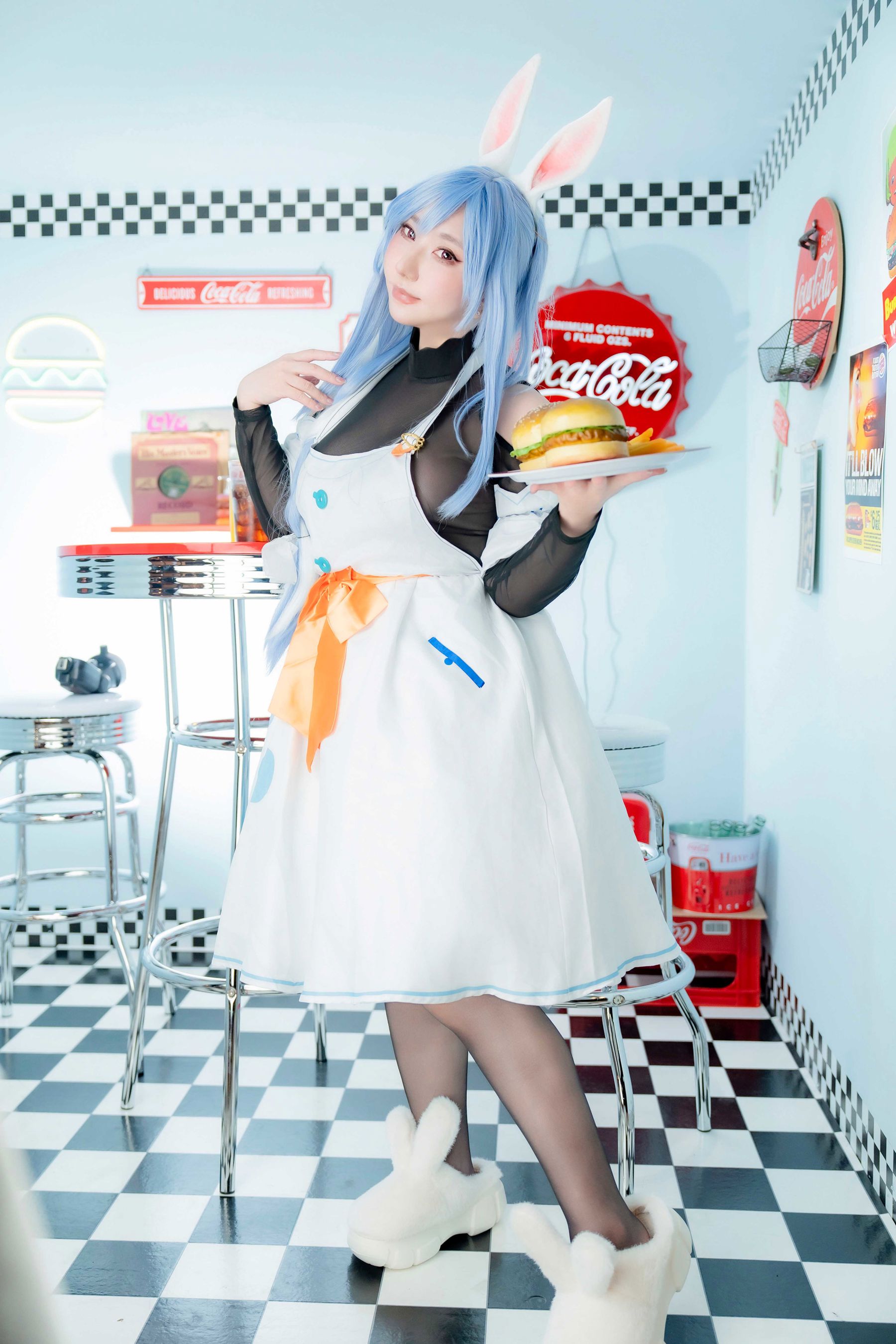 [Cosplay] [Shooting Star's (SAKU サク)] - Mama Bunny/(223P)