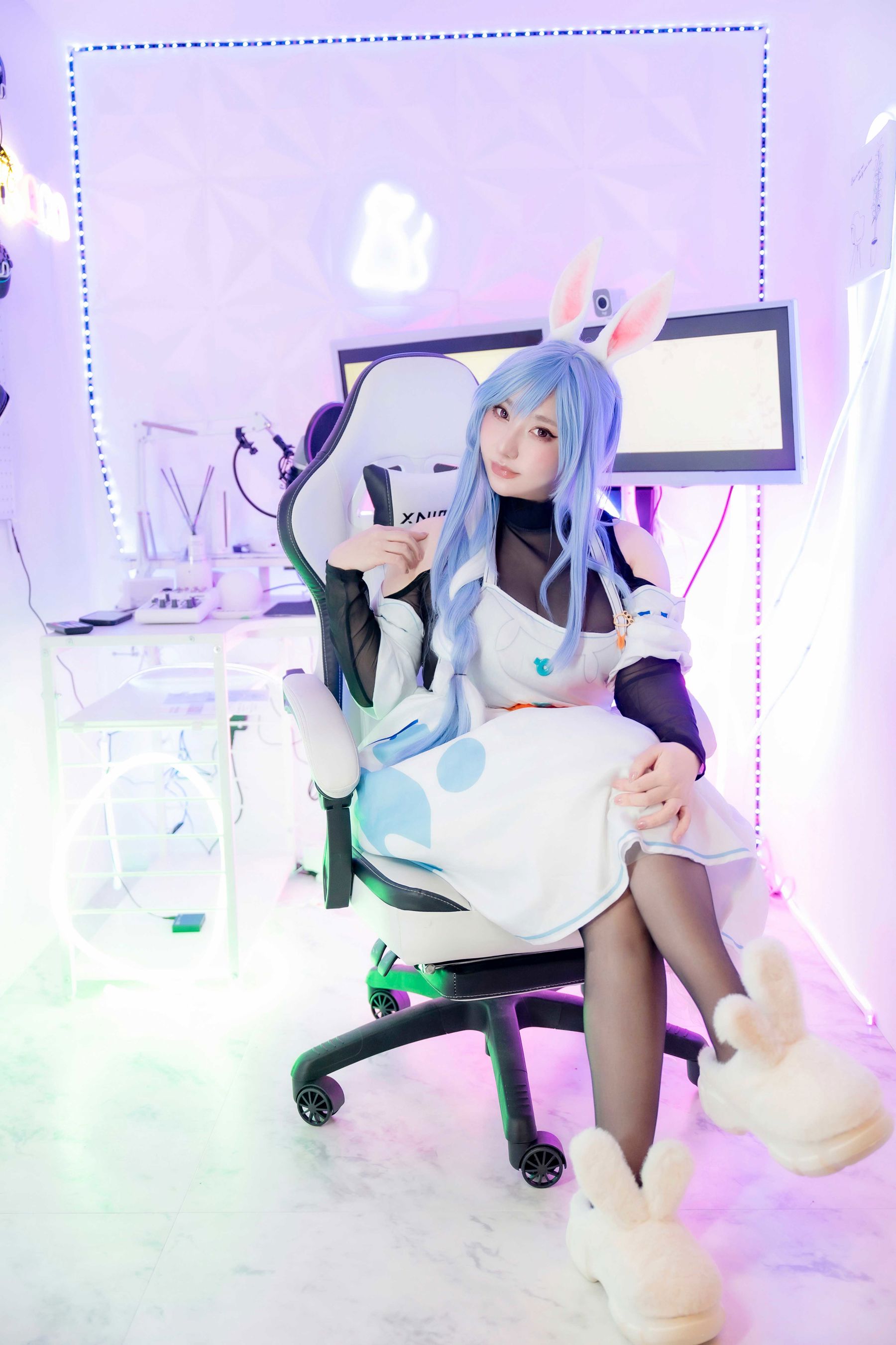 [Cosplay] [Shooting Star's (SAKU サク)] - Mama Bunny/(223P)