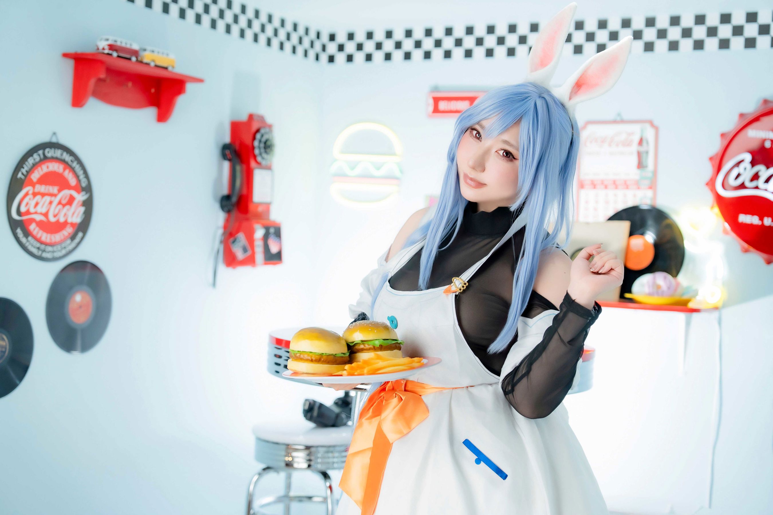 [Cosplay] [Shooting Star's (SAKU サク)] - Mama Bunny/(223P)