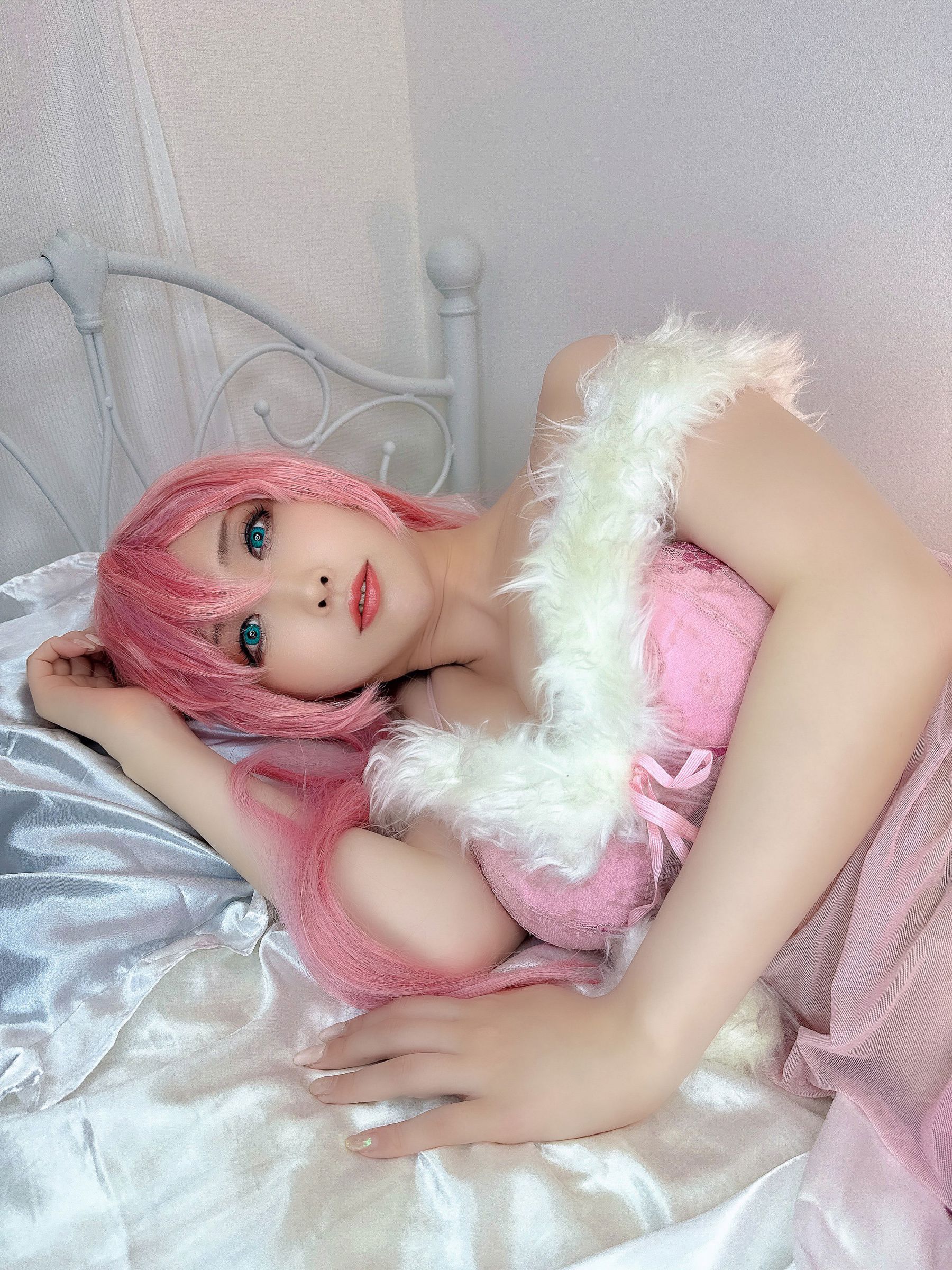 [Cosplay] [KURUPIKA] Reku Momoiro 桃色れく - Meer Campbell Quiet Night/(144P)