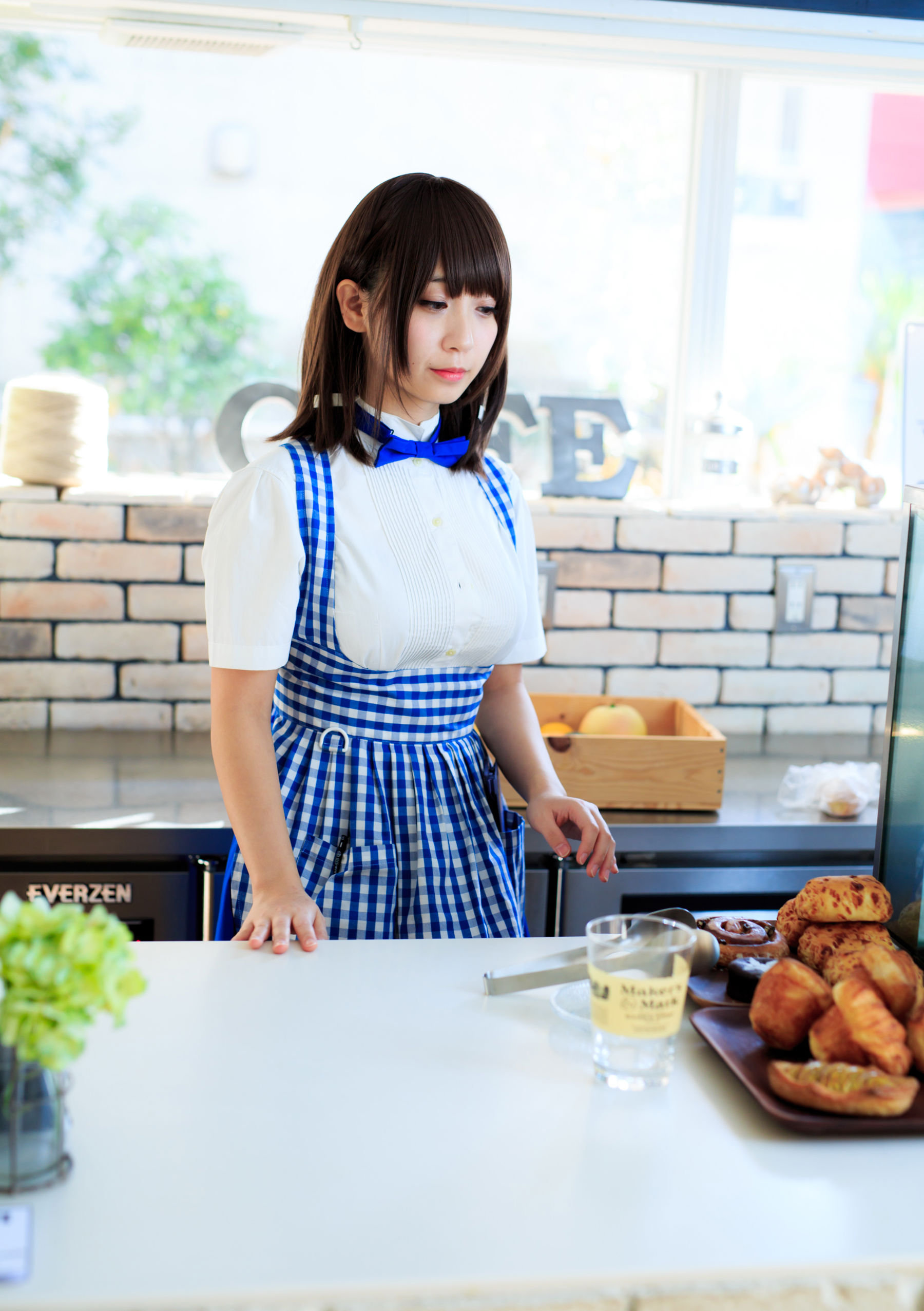 [Cosplay] Moe Iori 伊織もえ - That Girl On Monday 月曜日のあの子/(207P)