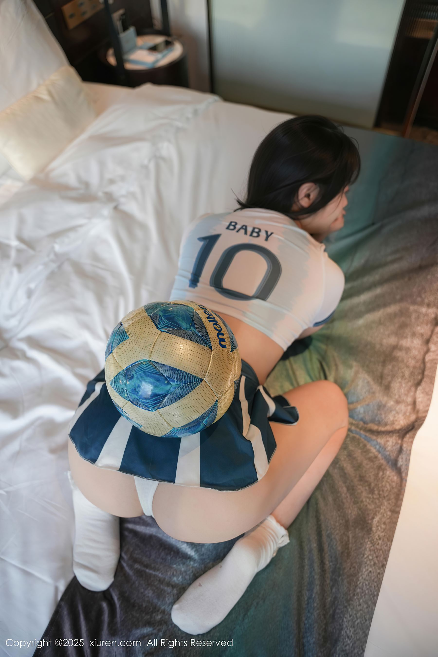 [秀人XiuRen] 2025.07.31 No.10606 软情/(82P)