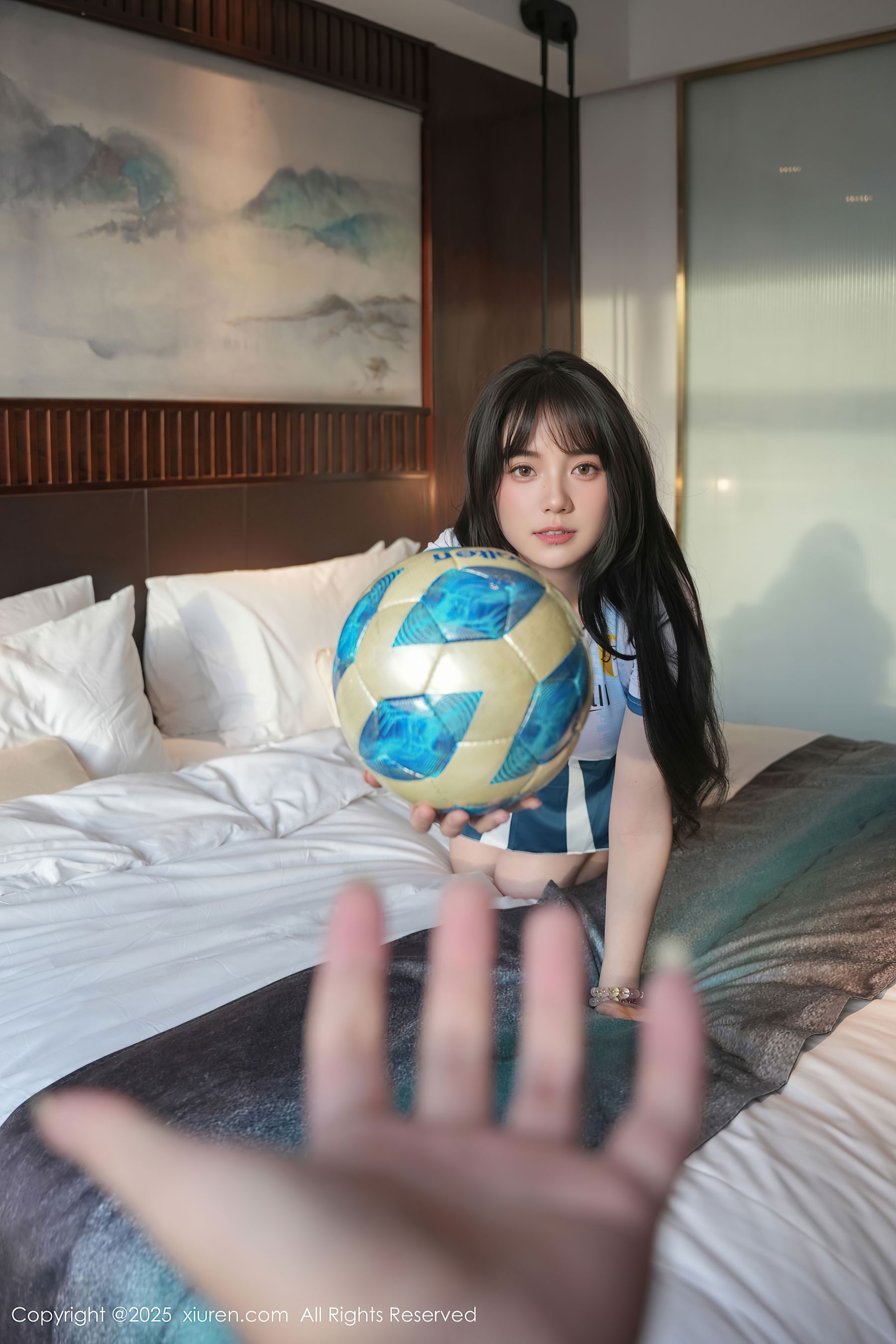 [秀人XiuRen] 2025.07.31 No.10606 软情/(82P)