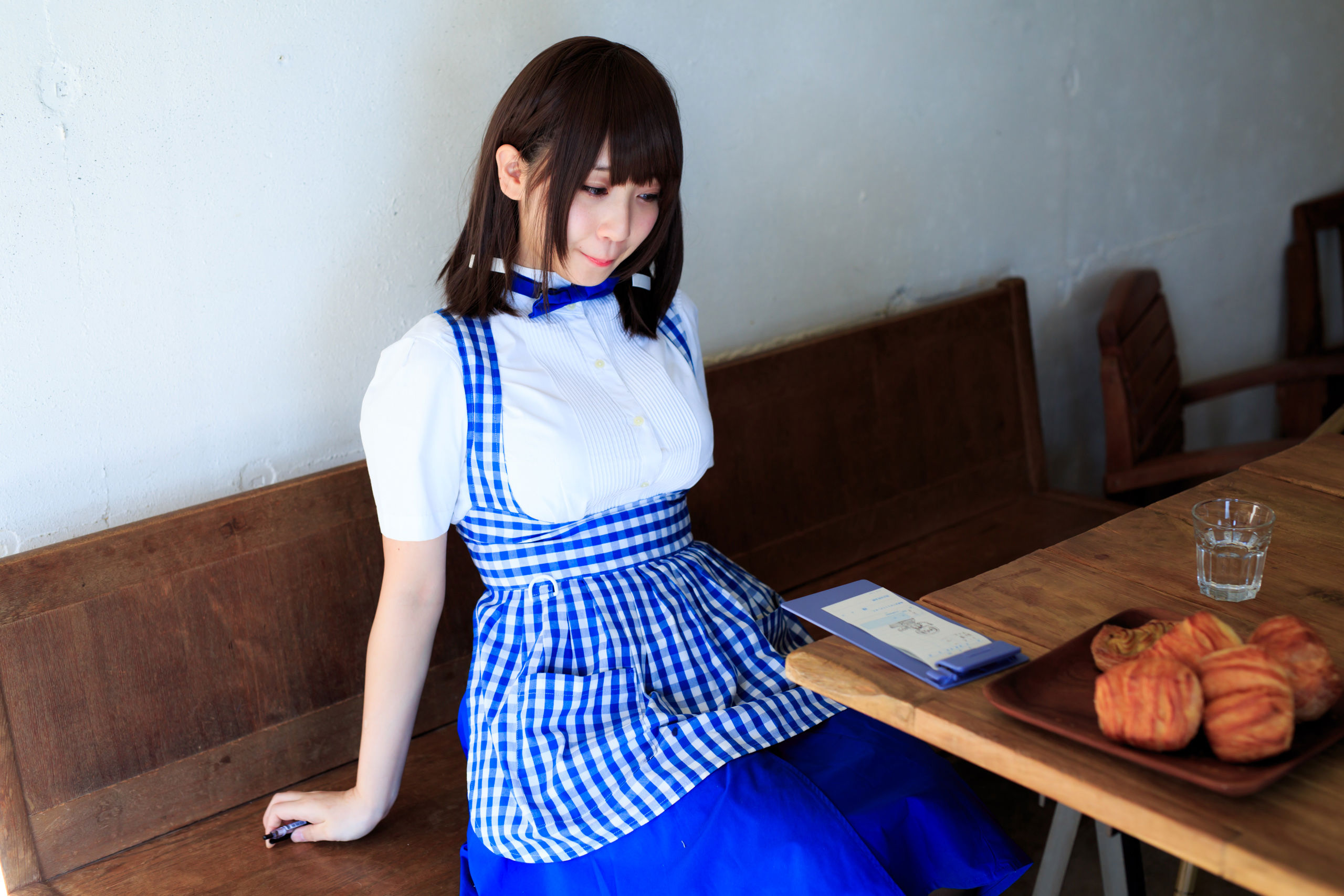[Cosplay] Moe Iori 伊織もえ - That Girl On Monday 月曜日のあの子/(207P)