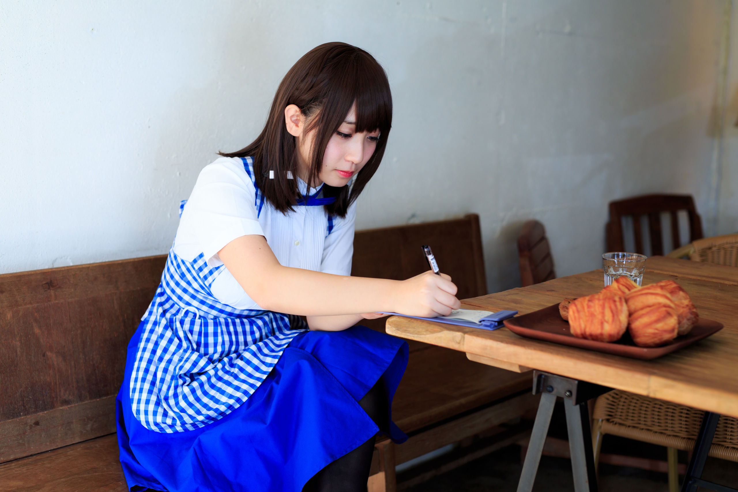 [Cosplay] Moe Iori 伊織もえ - That Girl On Monday 月曜日のあの子/(207P)