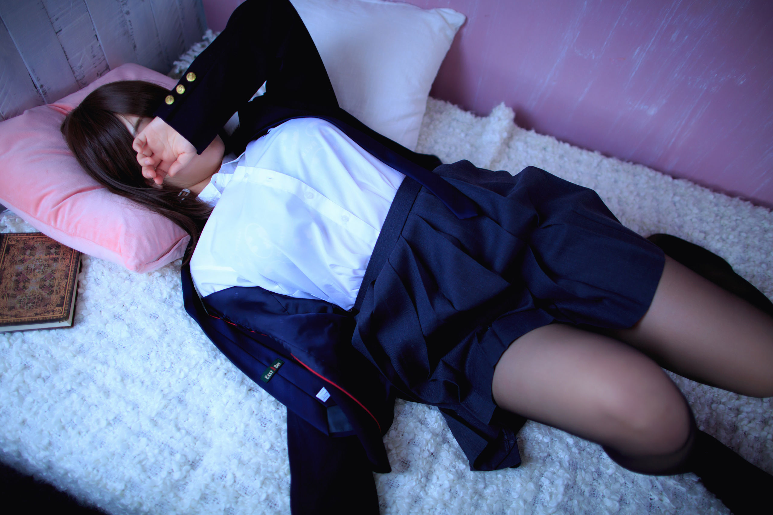 [Cosplay] Moe Iori 伊織もえ - That Girl On Monday 月曜日のあの子/(207P)
