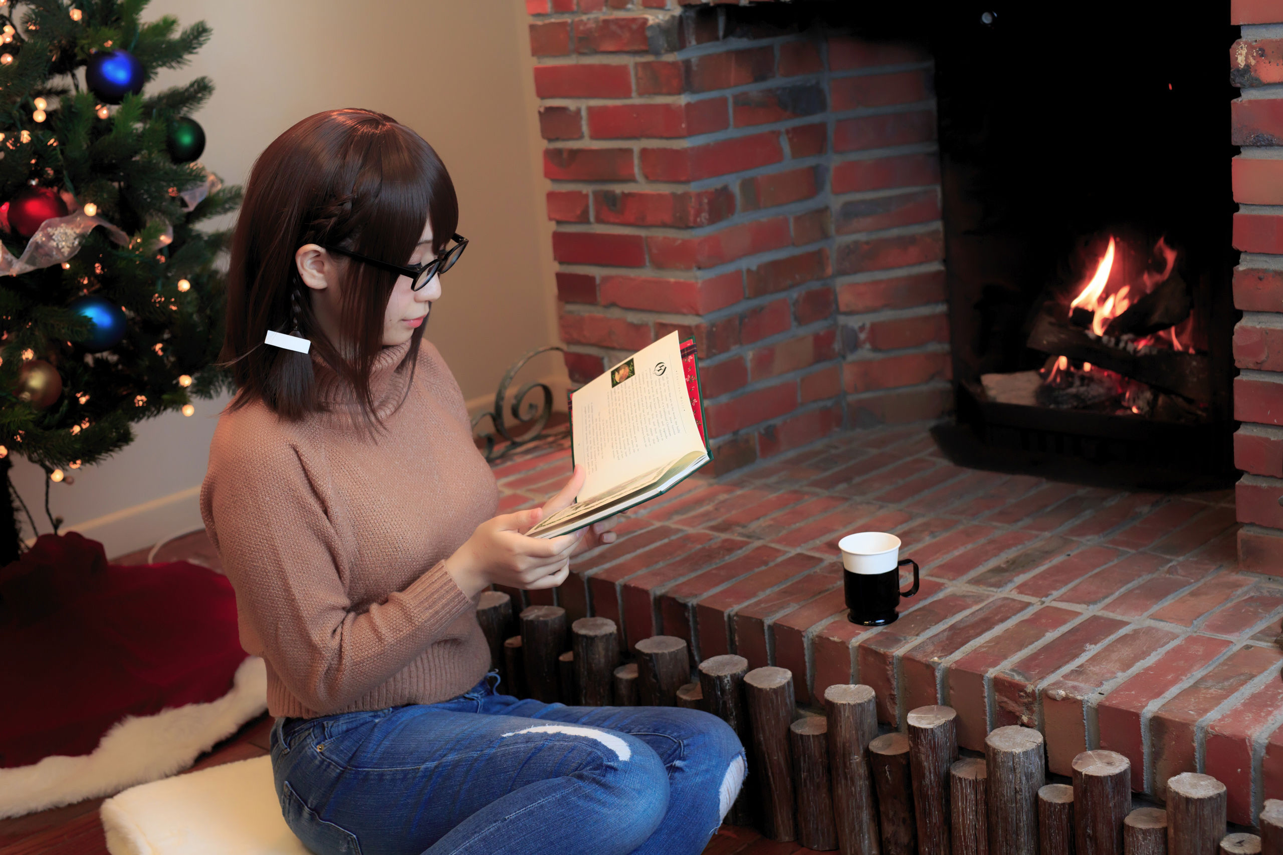 [Cosplay] Moe Iori 伊織もえ - That Girl On Monday 月曜日のあの子/(207P)