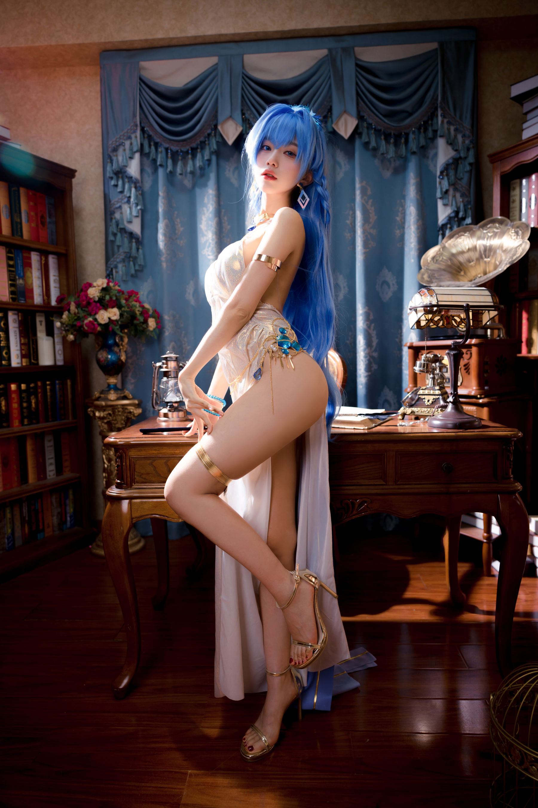 Shika小鹿鹿 - 胜利女神海伦/(37P)