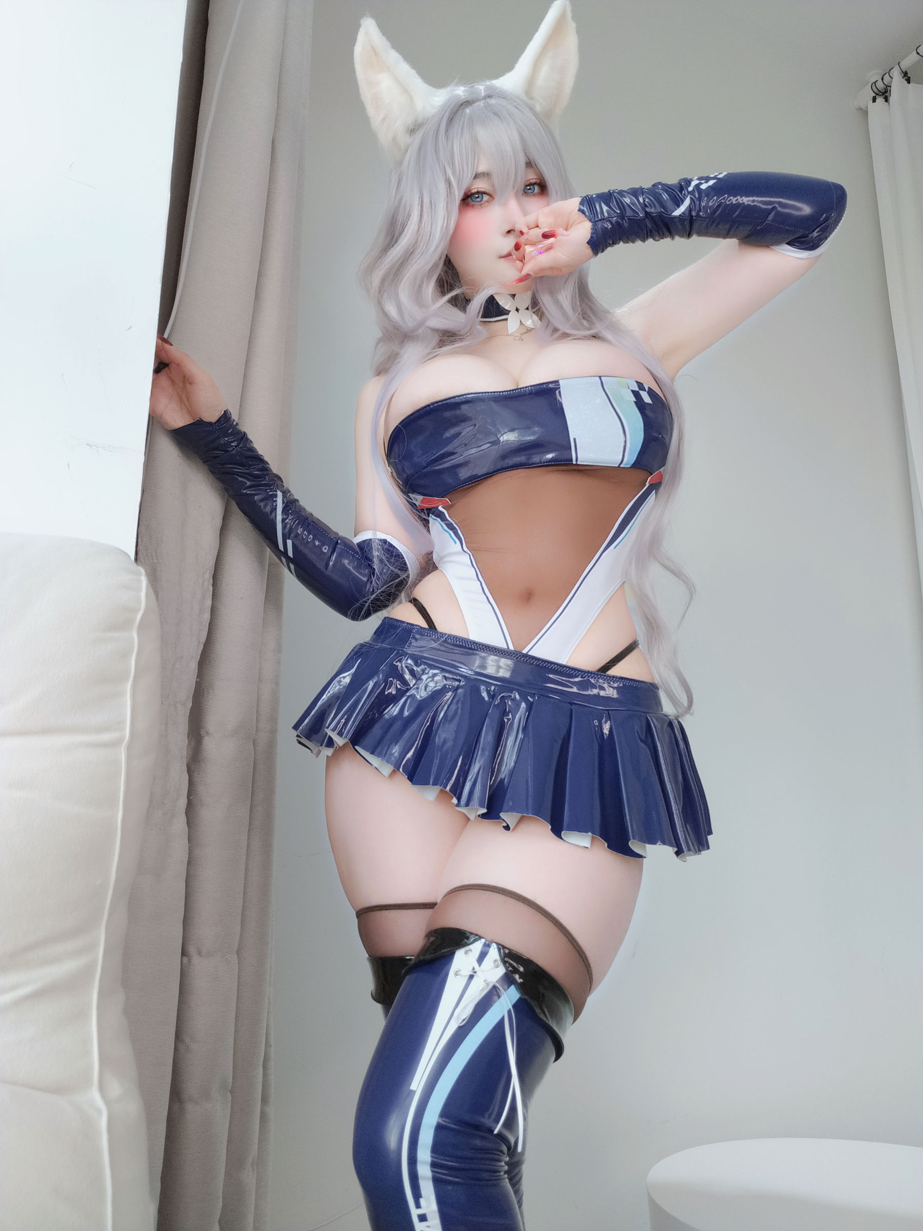 Coser小姐姐 白银 [fantia] 2025.4.7 鵗/(29P)