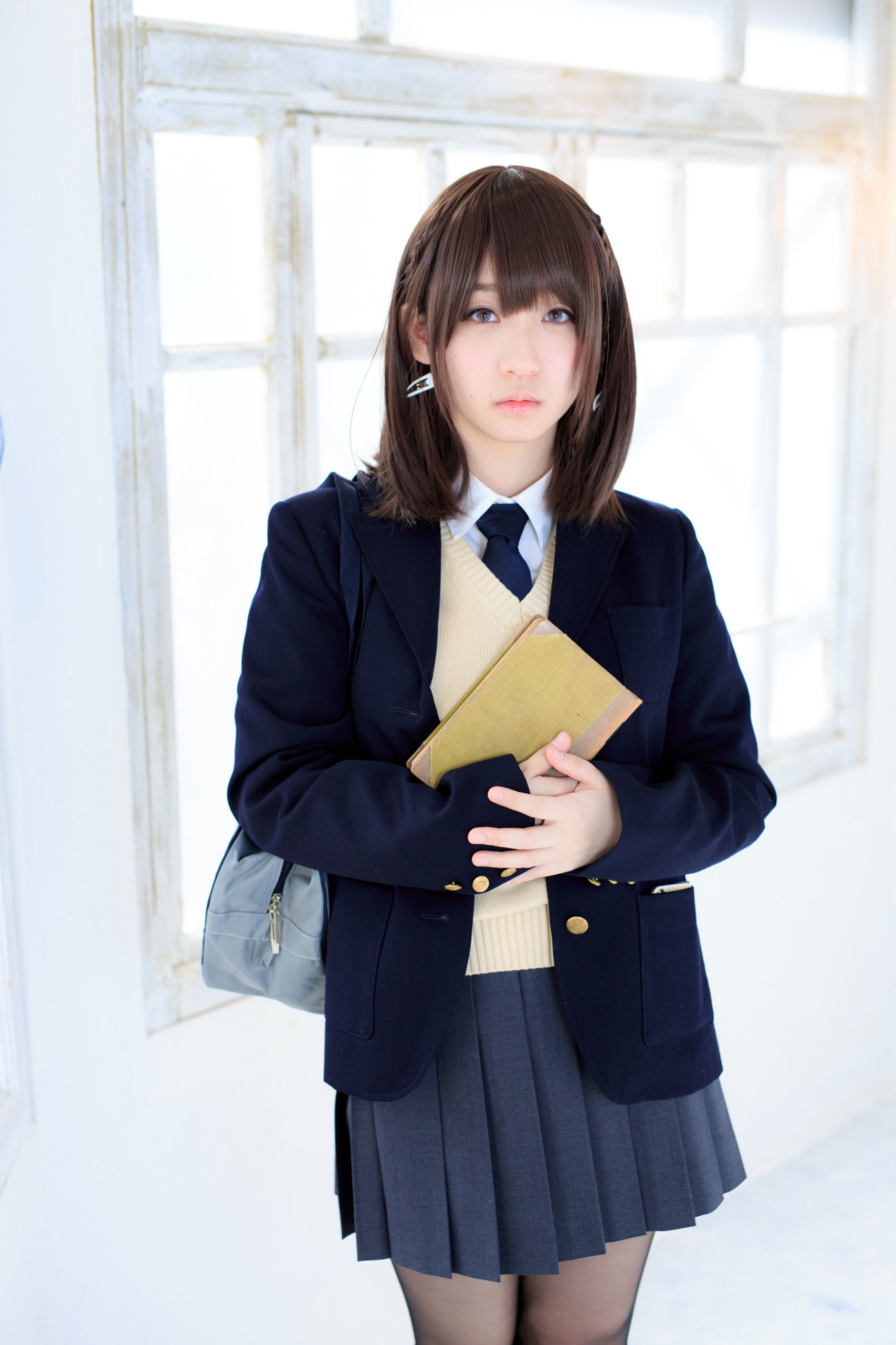 [Cosplay] Moe Iori 伊織もえ - That Girl On Monday 月曜日のあの子/(207P)