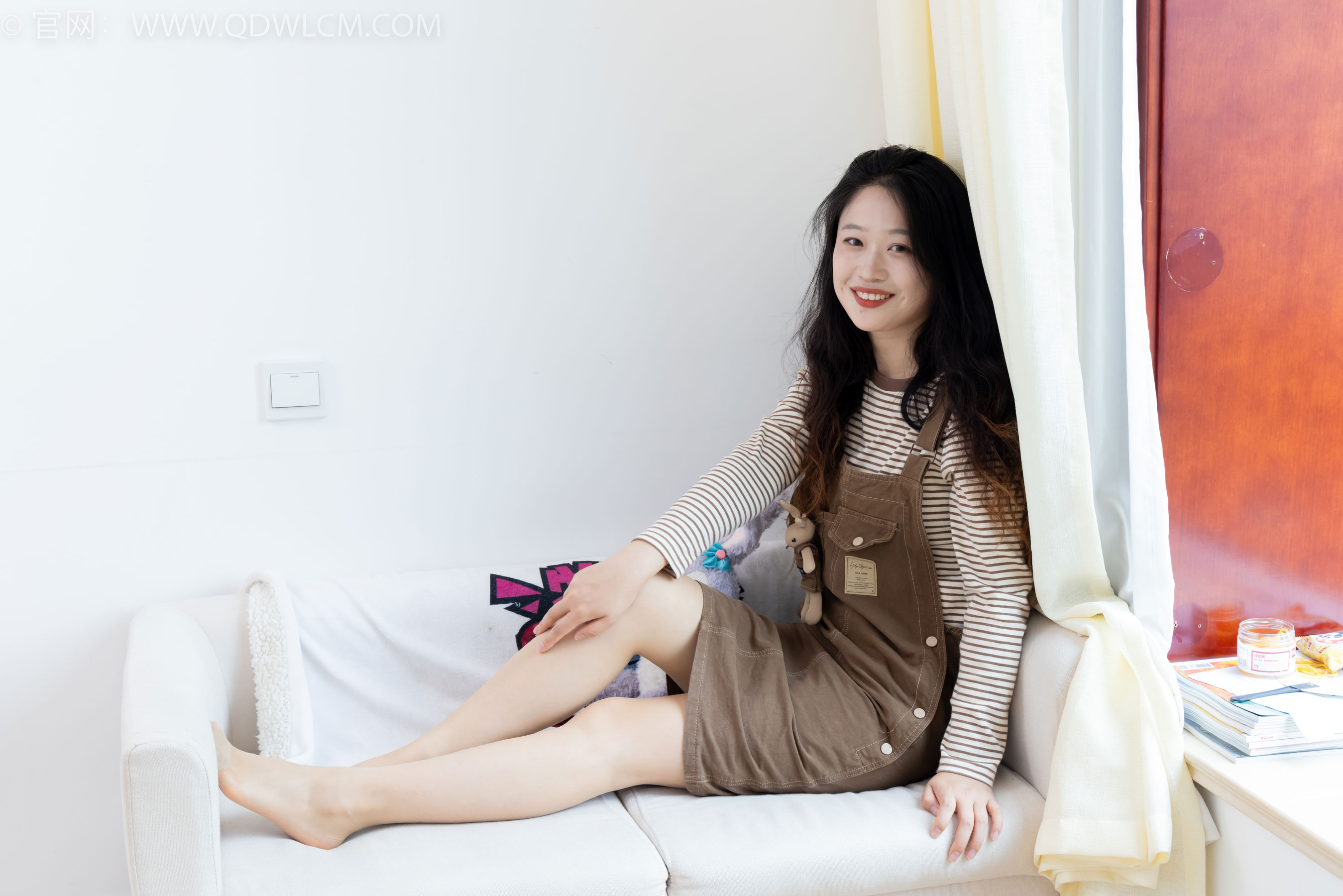 物恋传媒 No.2388 小紫 - 皮鞋、薄肉丝大腿袜/(160P)