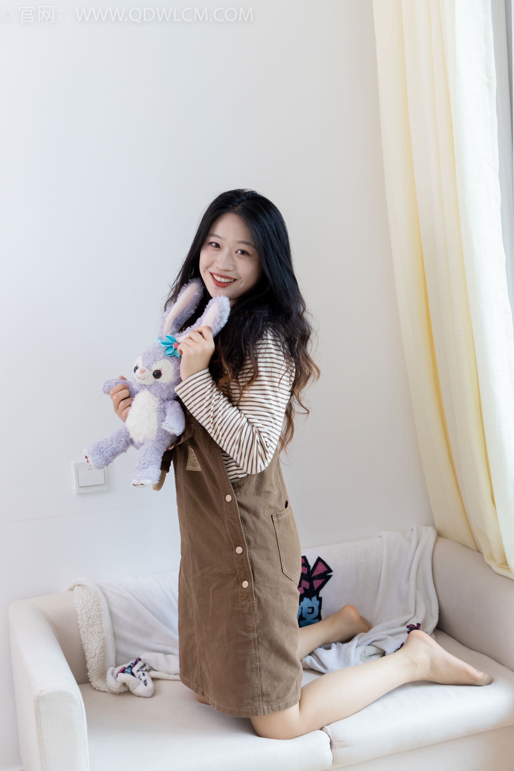 物恋传媒 No.2388 小紫 - 皮鞋、薄肉丝大腿袜/(160P)