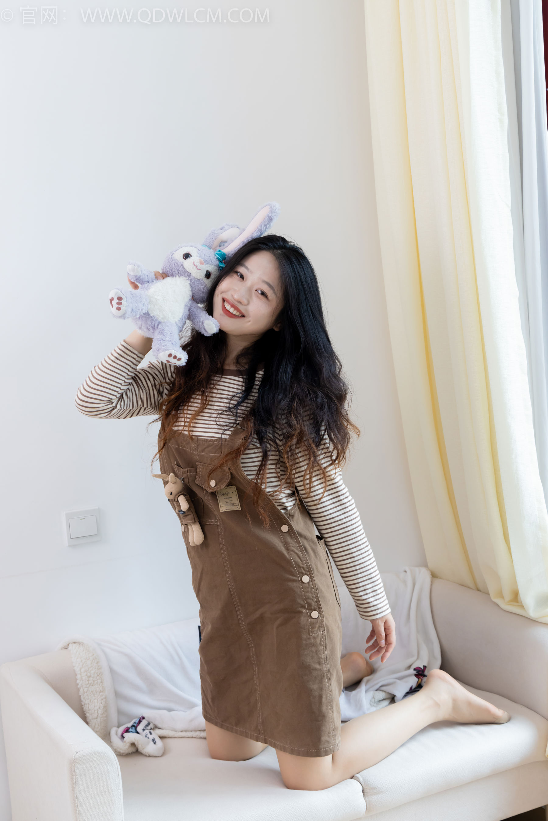 物恋传媒 No.2388 小紫 - 皮鞋、薄肉丝大腿袜/(160P)