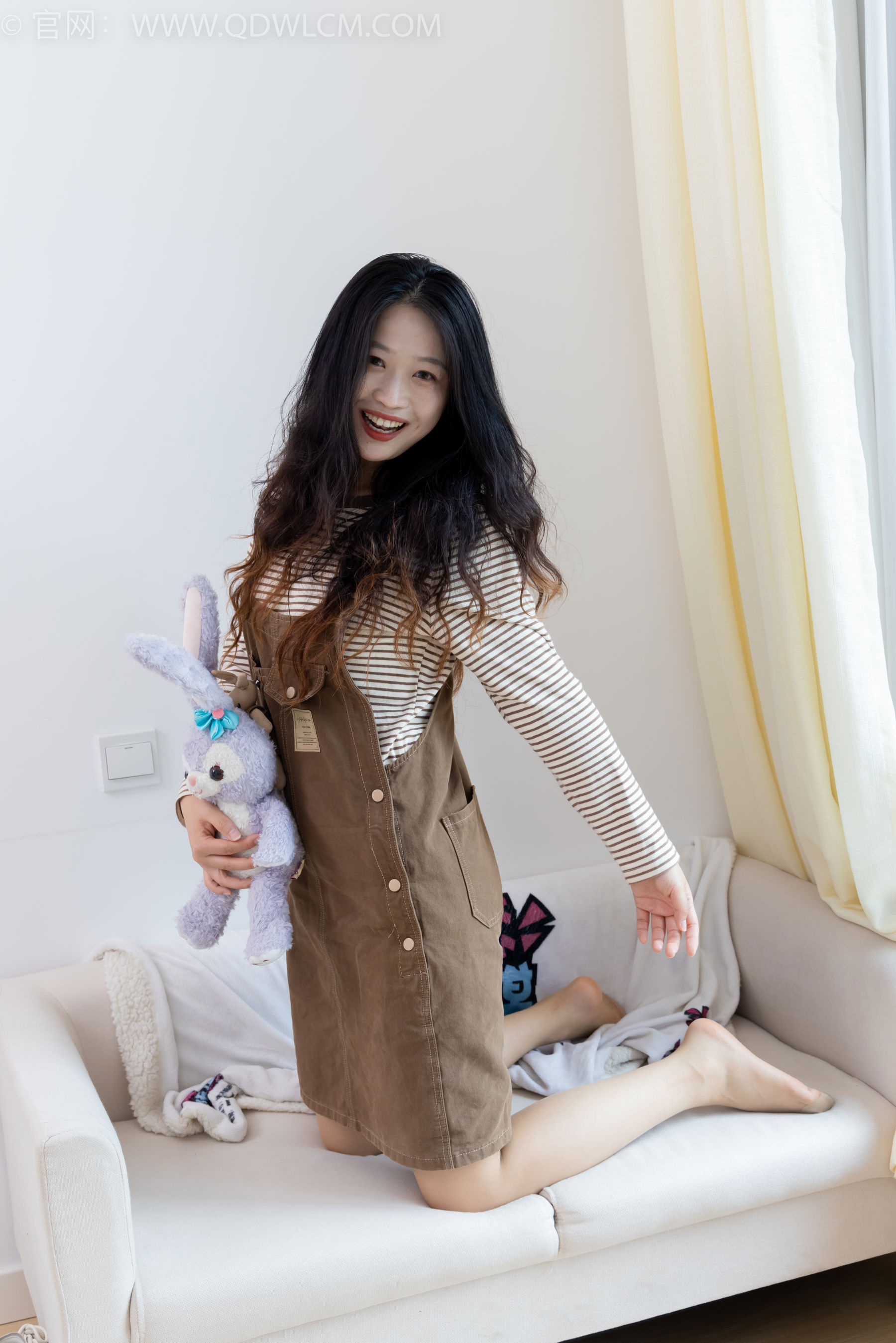 物恋传媒 No.2388 小紫 - 皮鞋、薄肉丝大腿袜/(160P)