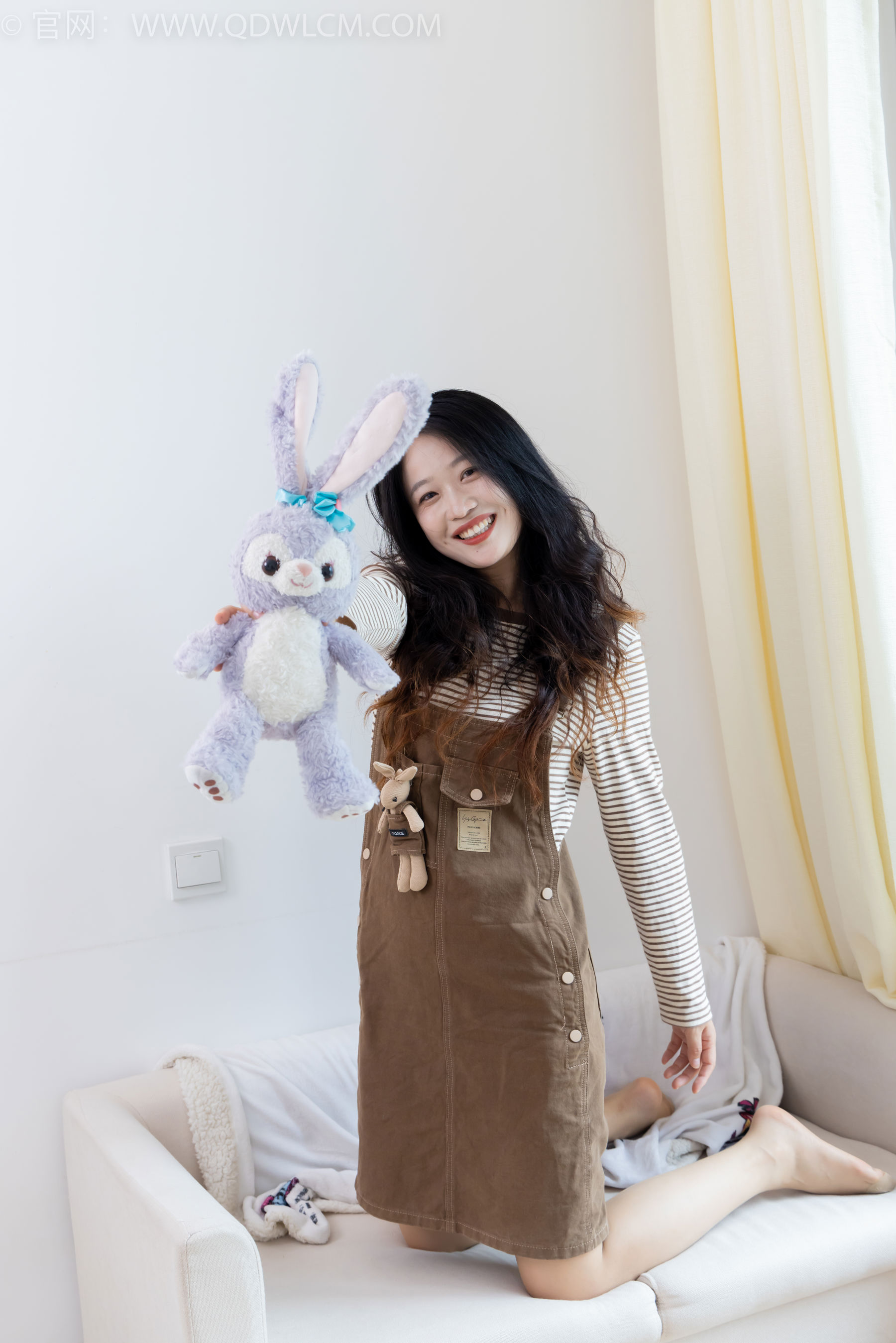 物恋传媒 No.2388 小紫 - 皮鞋、薄肉丝大腿袜/(160P)