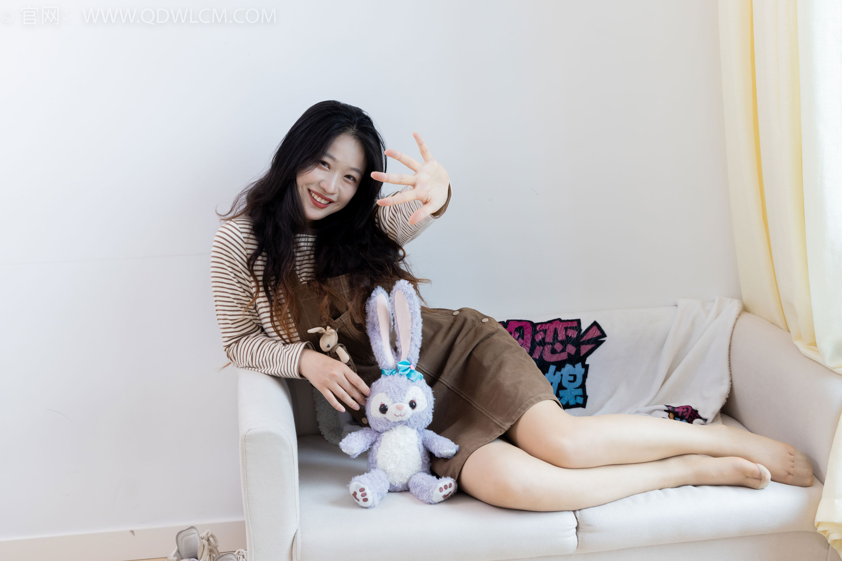 物恋传媒 No.2388 小紫 - 皮鞋、薄肉丝大腿袜/(160P)