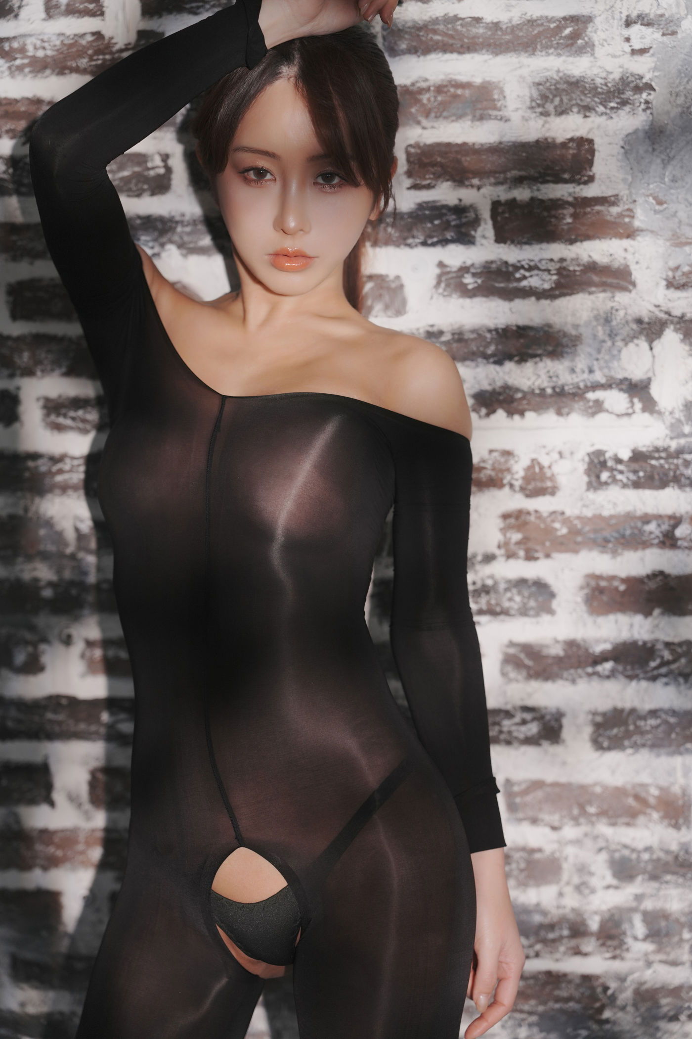 いくみ – (193iKkyu3) [Fantia] [2025.03.09] Shiny Body Tights/(38P)