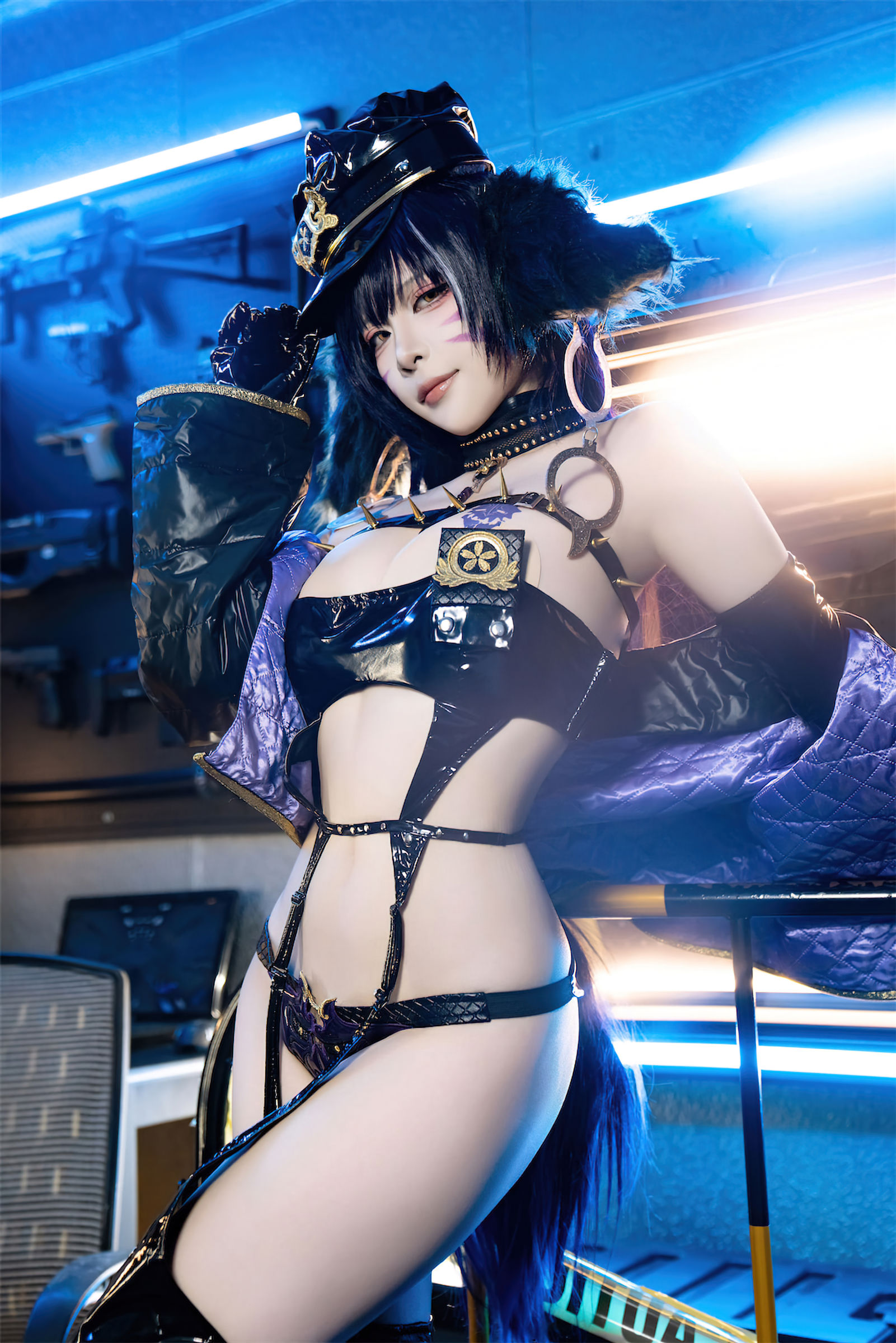 人气Coser 二佐Nisa - 碧蓝航线 武藏 女警/(25P)