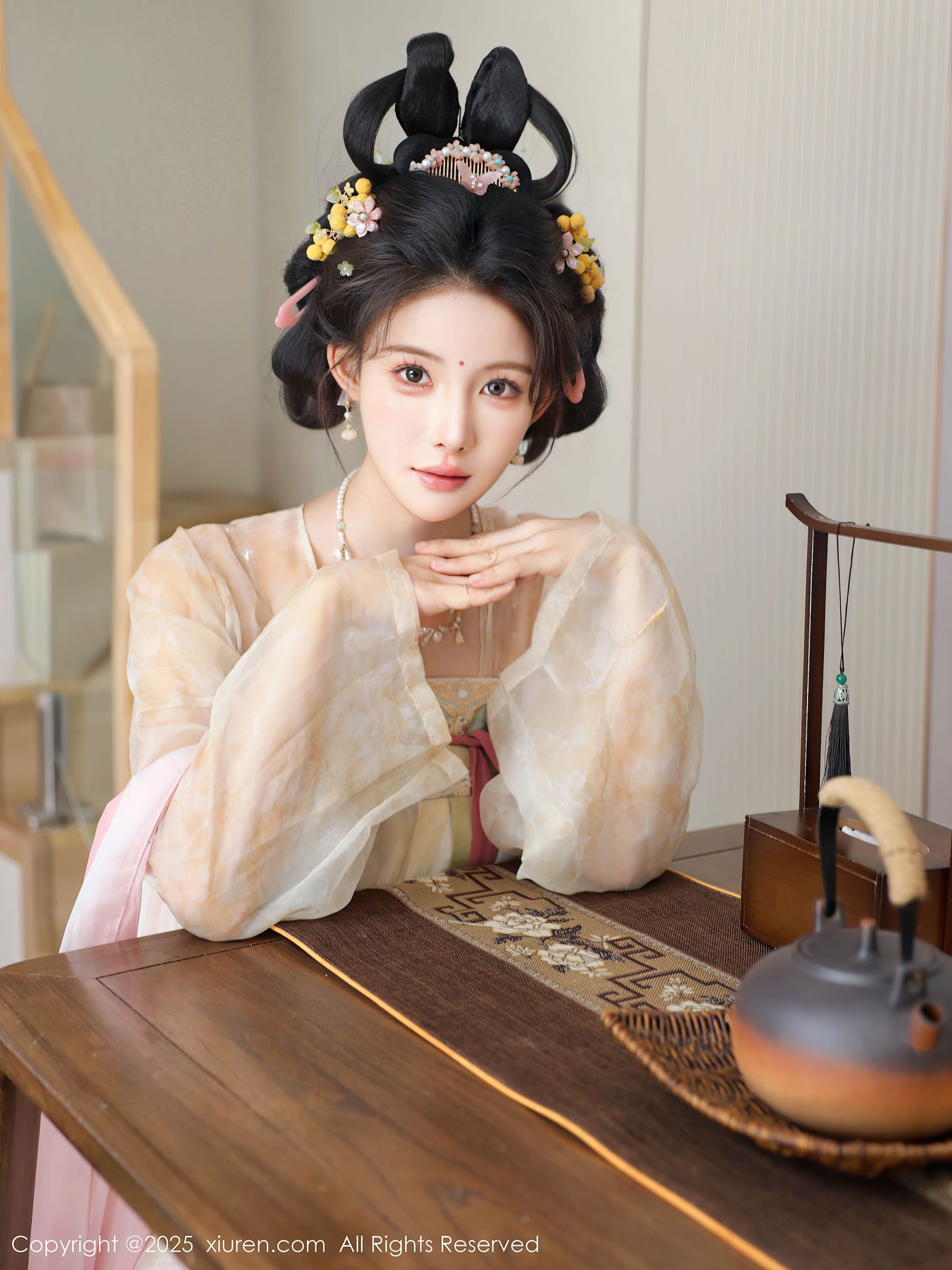 [秀人XiuRen] 2025.08.13 No.10645 梨霜儿/(82P)