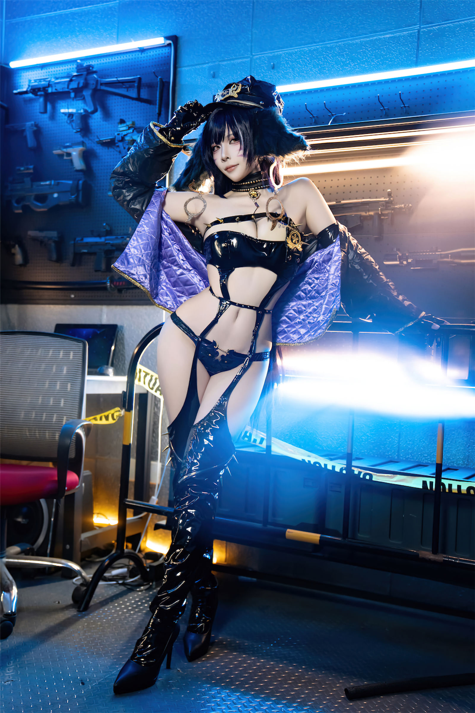 人气Coser 二佐Nisa - 碧蓝航线 武藏 女警/(25P)