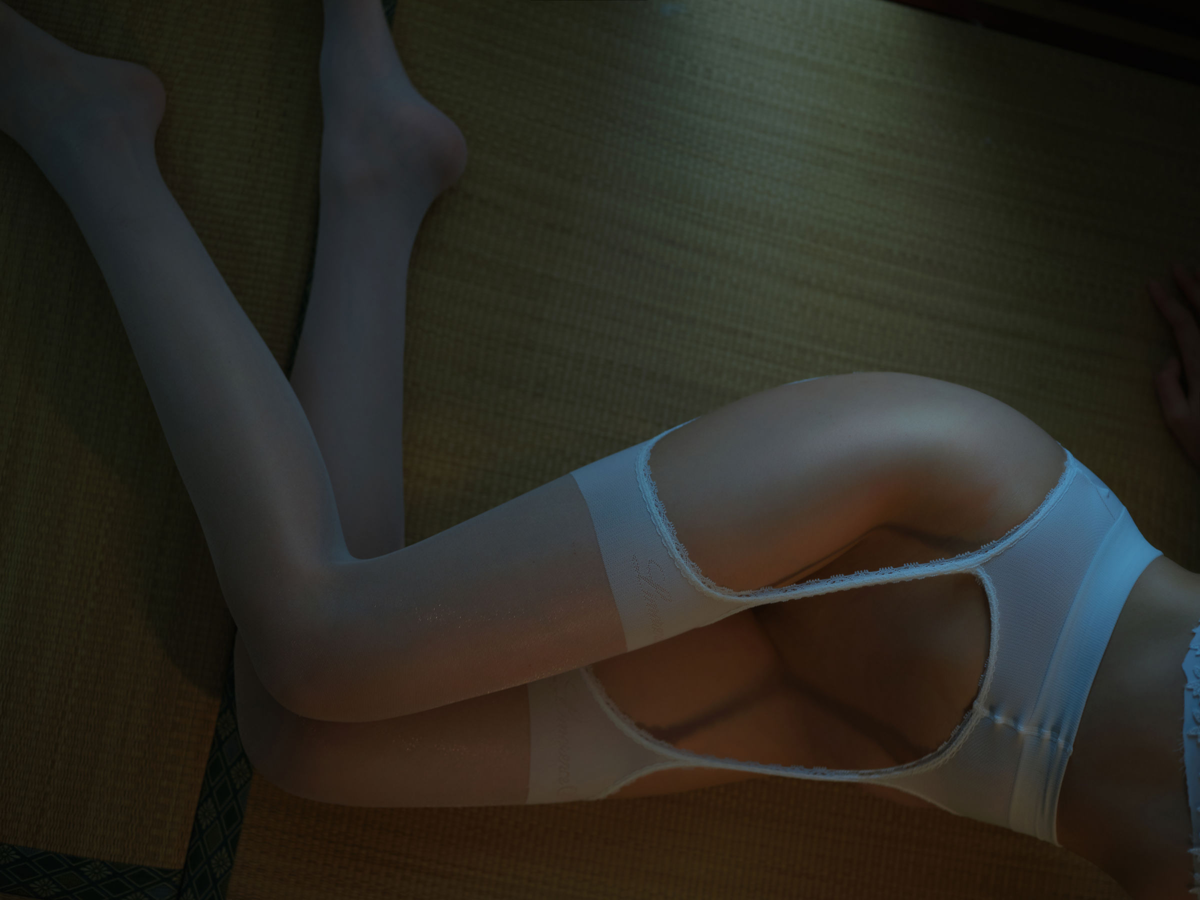 一米八的大梨子 - 复活白/(23P)