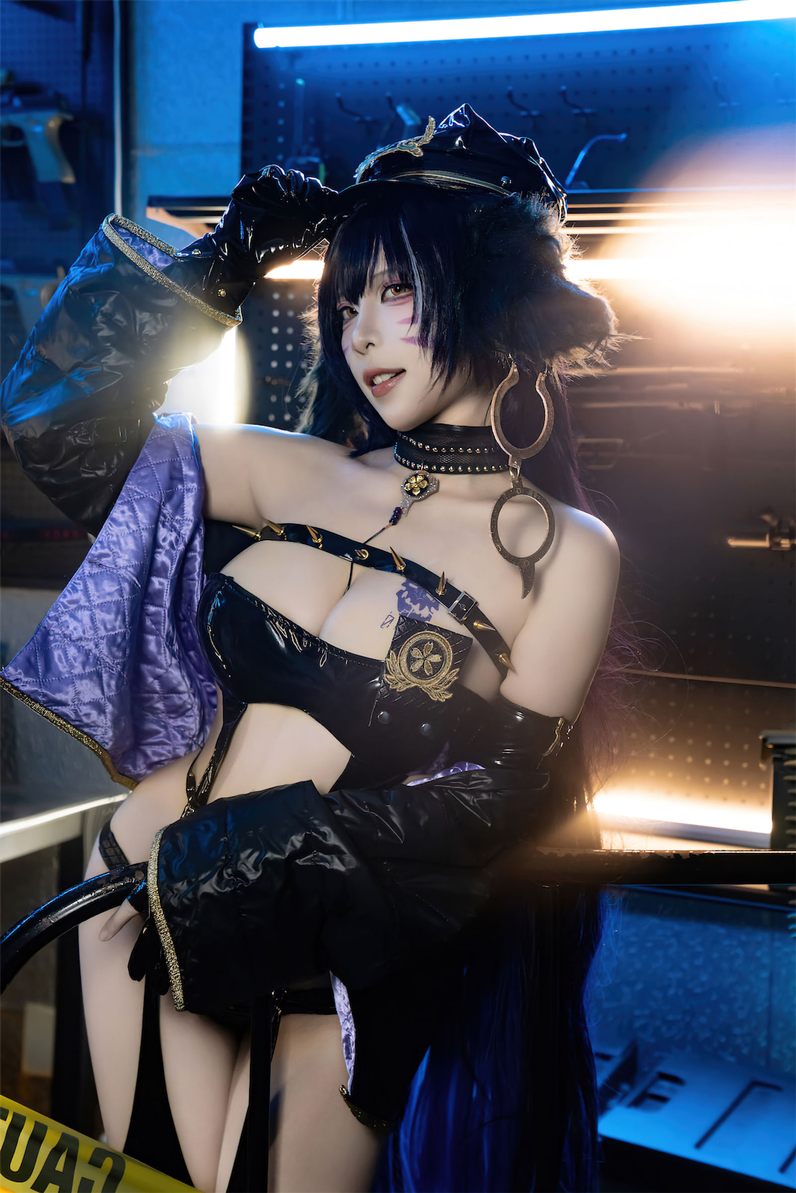 人气Coser 二佐Nisa - 碧蓝航线 武藏 女警/(25P)