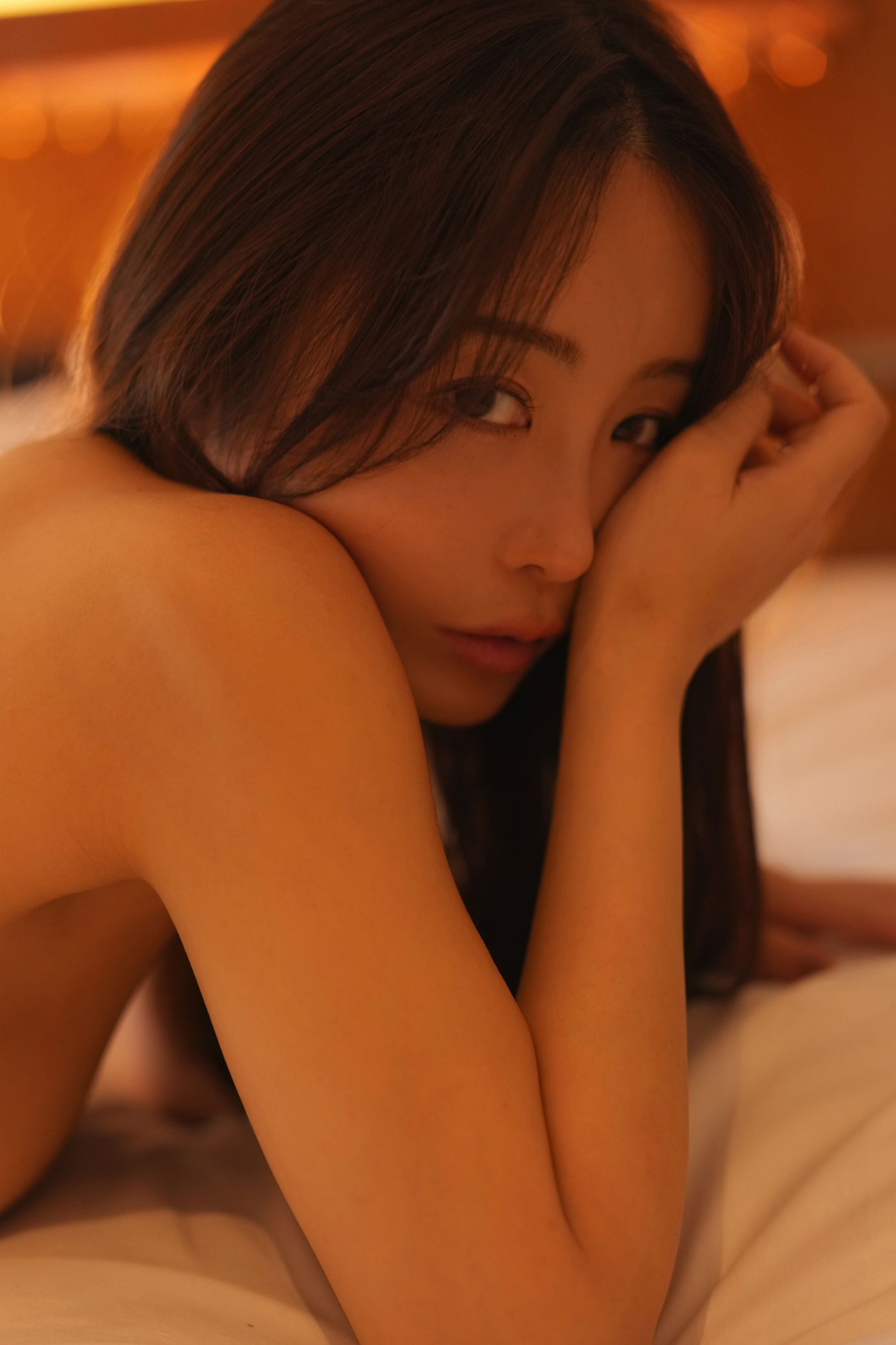 いくみ – (193iKkyu3) [Fantia] [2025.03.27] Rolling Around in Bed/(33P)