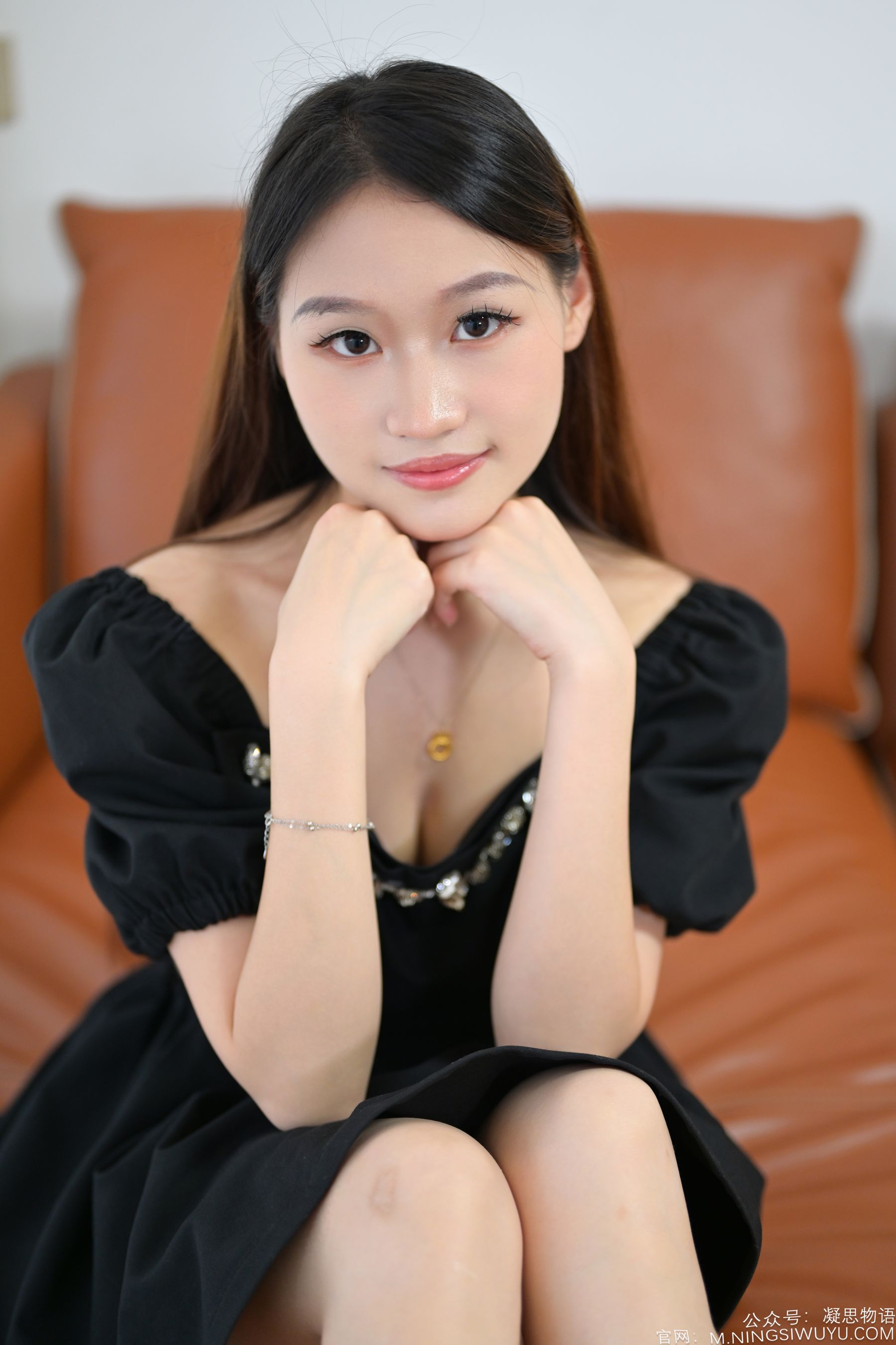 凝思摄影 No.001 怡怡-连衣裙、黑丝、高跟鞋/(137P)