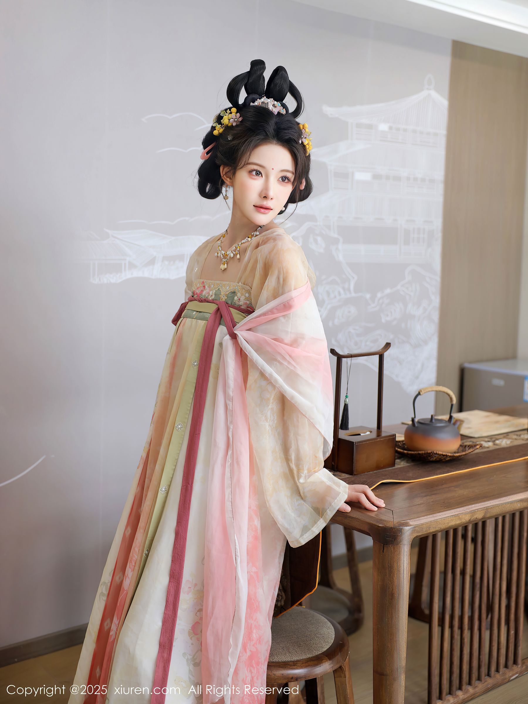 [秀人XiuRen] 2025.08.13 No.10645 梨霜儿/(82P)