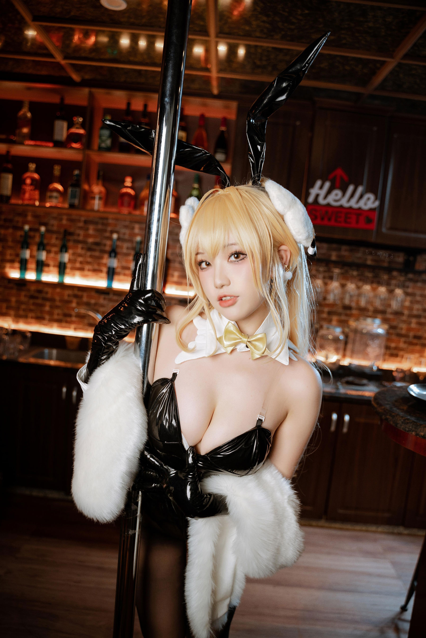 七七娜娜子 - 胜利女神 妮姬 露菲 兔女郎/(51P)